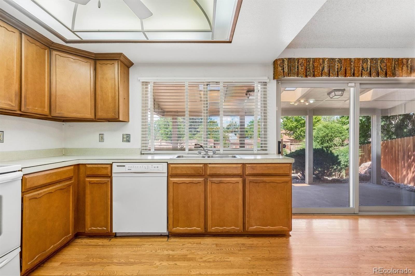 MLS Image #8 for 12182 e amherst circle,aurora, Colorado