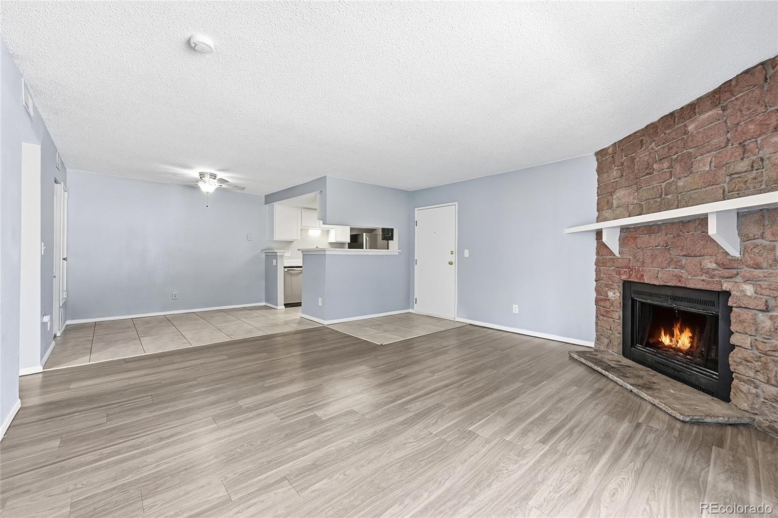 MLS Image #3 for 18034 e ohio avenue,aurora, Colorado