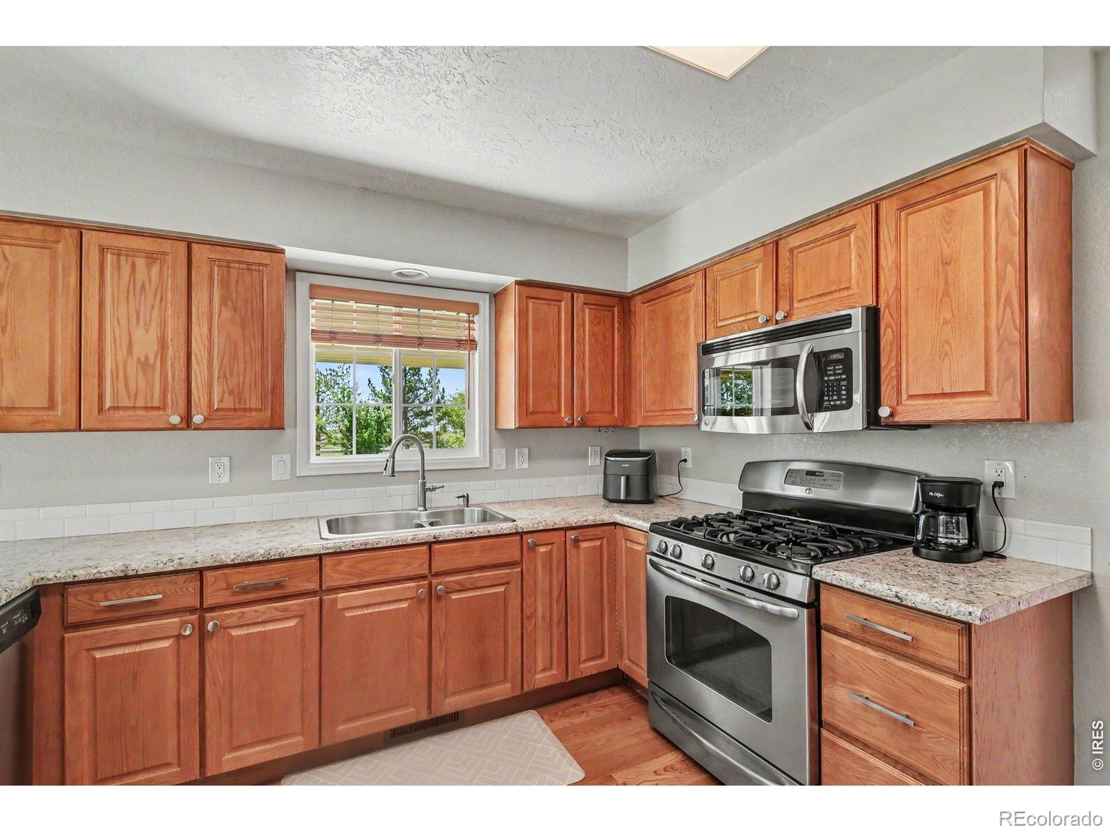 MLS Image #10 for 1385  hawkridge road,eaton, Colorado