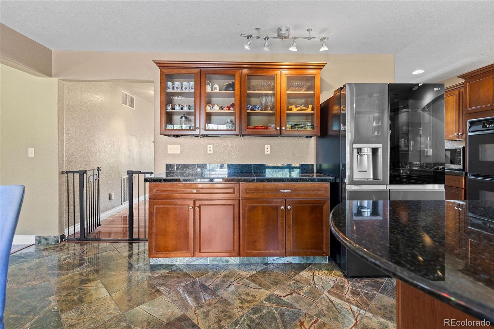 MLS Image #11 for 6491 s ouray street,aurora, Colorado