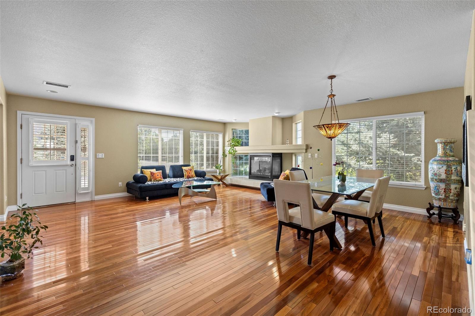 MLS Image #4 for 6491 s ouray street,aurora, Colorado