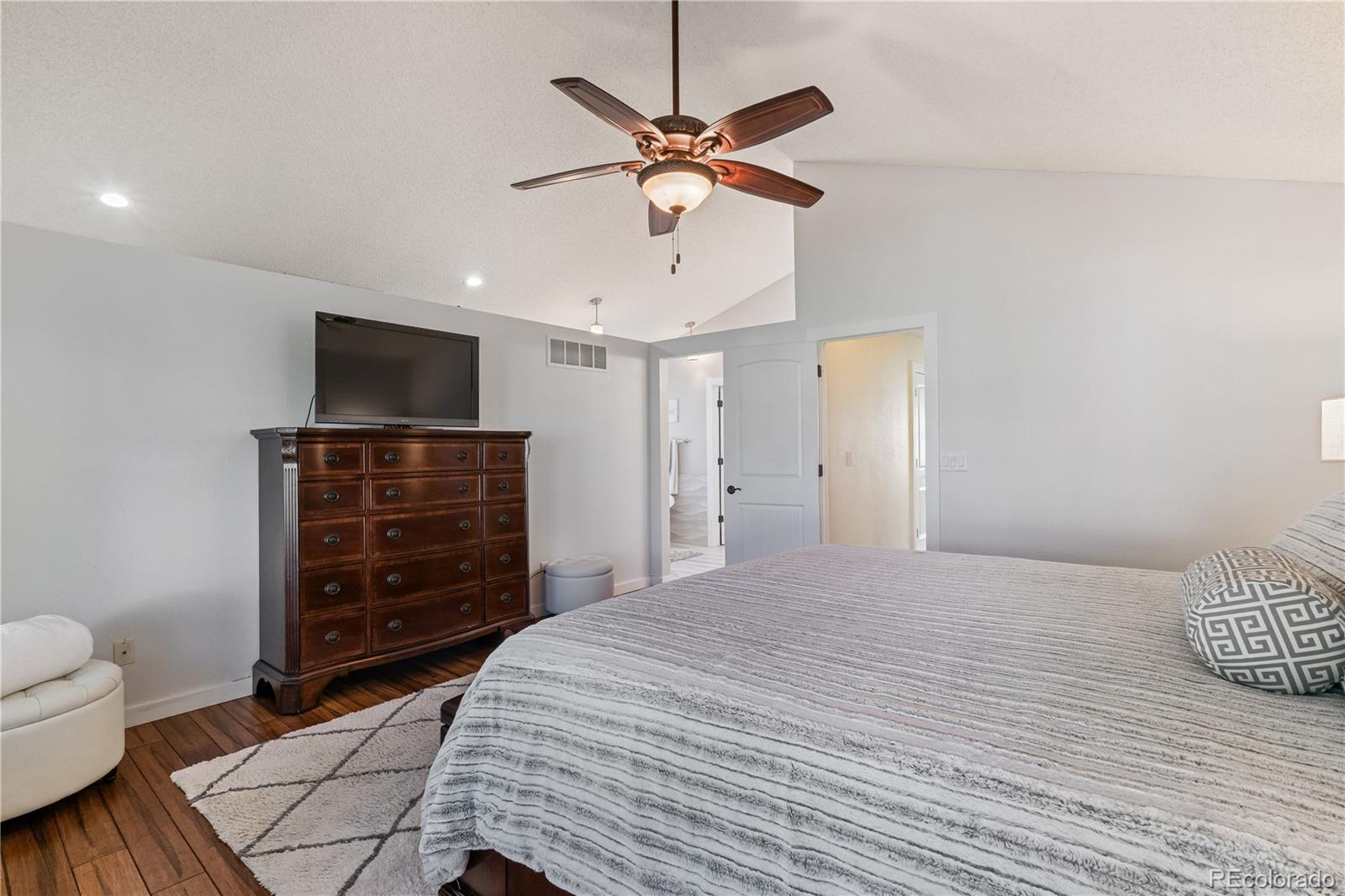 MLS Image #22 for 6205 s van gordon way,littleton, Colorado