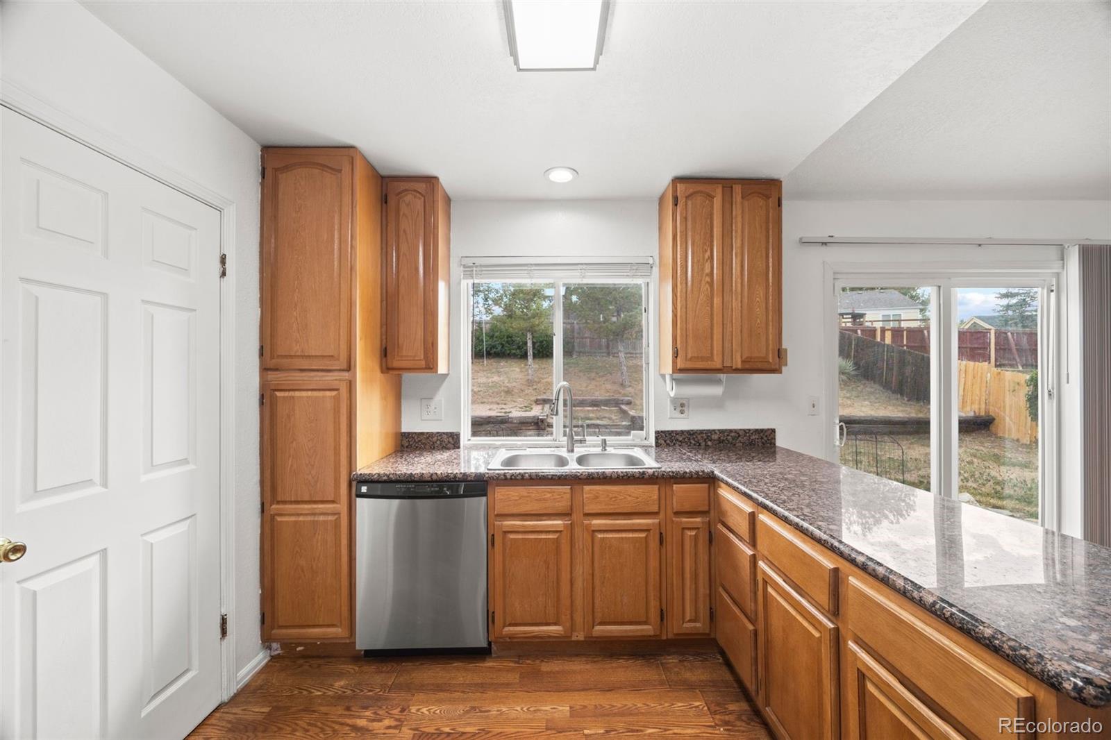 MLS Image #15 for 5873 s nepal street,aurora, Colorado