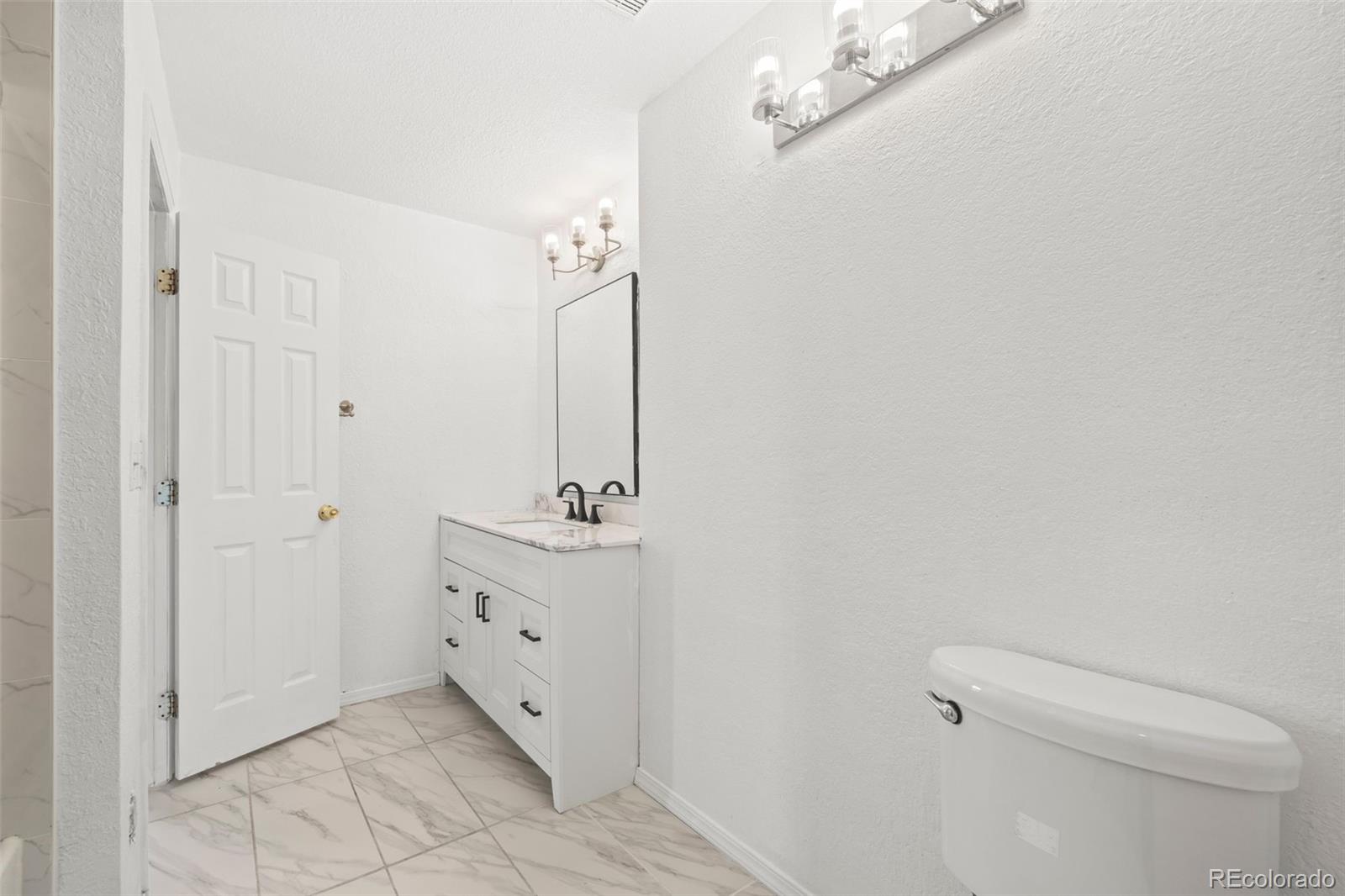 MLS Image #19 for 5873 s nepal street,aurora, Colorado