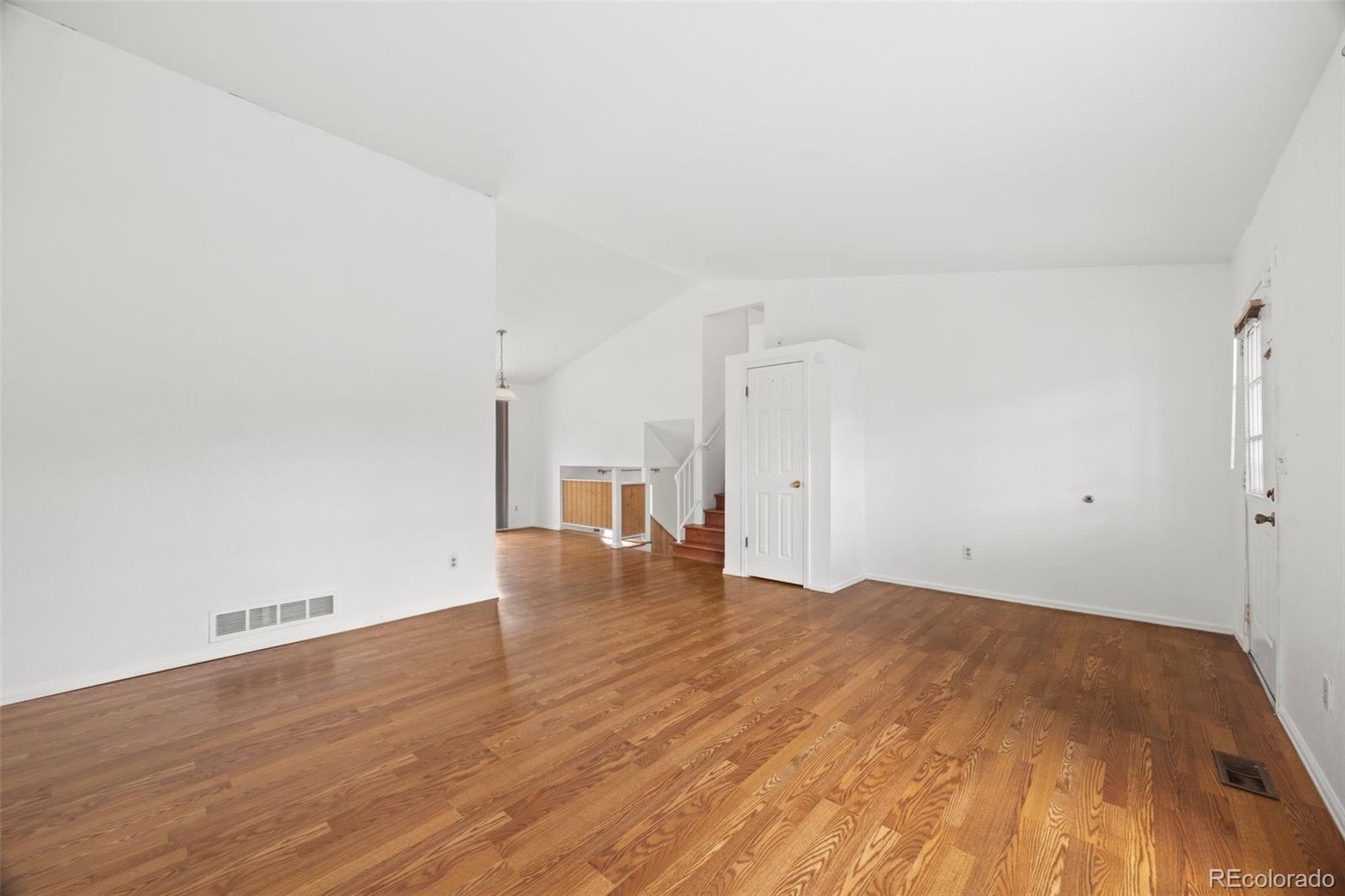 MLS Image #5 for 5873 s nepal street,aurora, Colorado