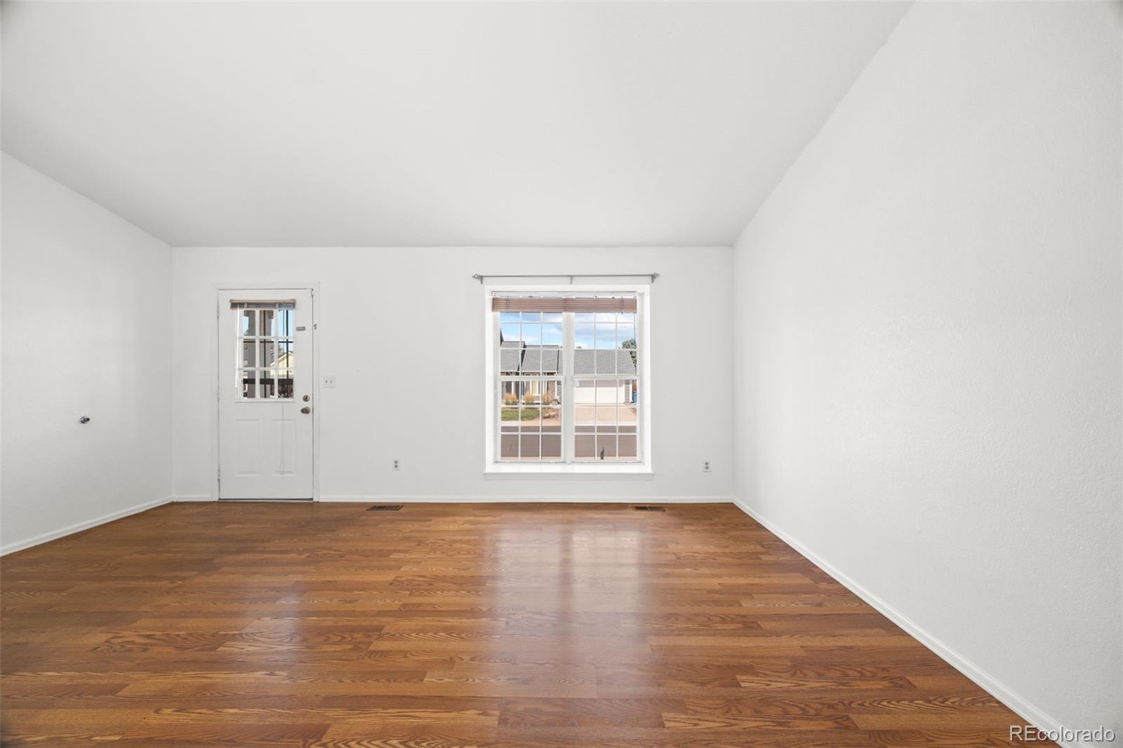 MLS Image #7 for 5873 s nepal street,aurora, Colorado