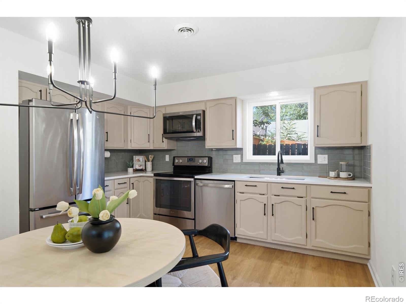 MLS Image #2 for 545 e 11th street,loveland, Colorado