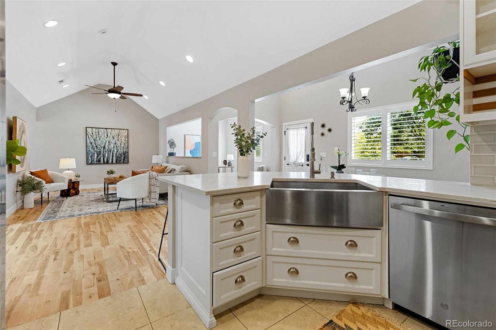 MLS Image #15 for 1424  tamarac street,denver, Colorado
