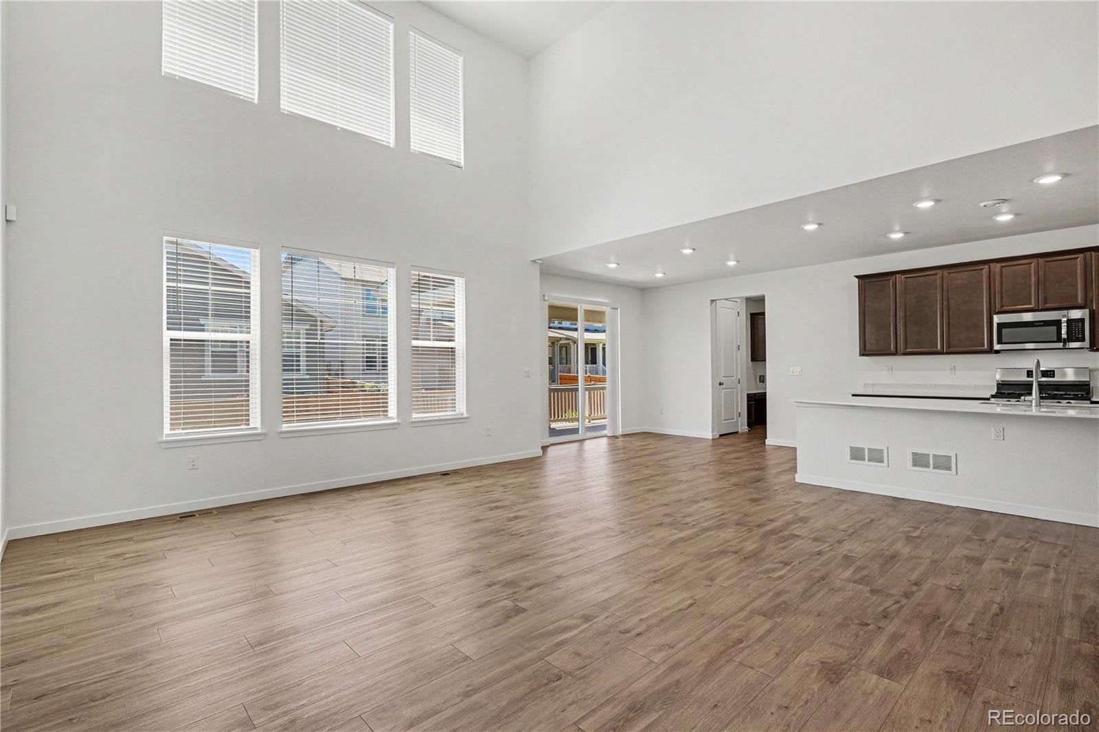MLS Image #6 for 10046  uvalda street,commerce city, Colorado