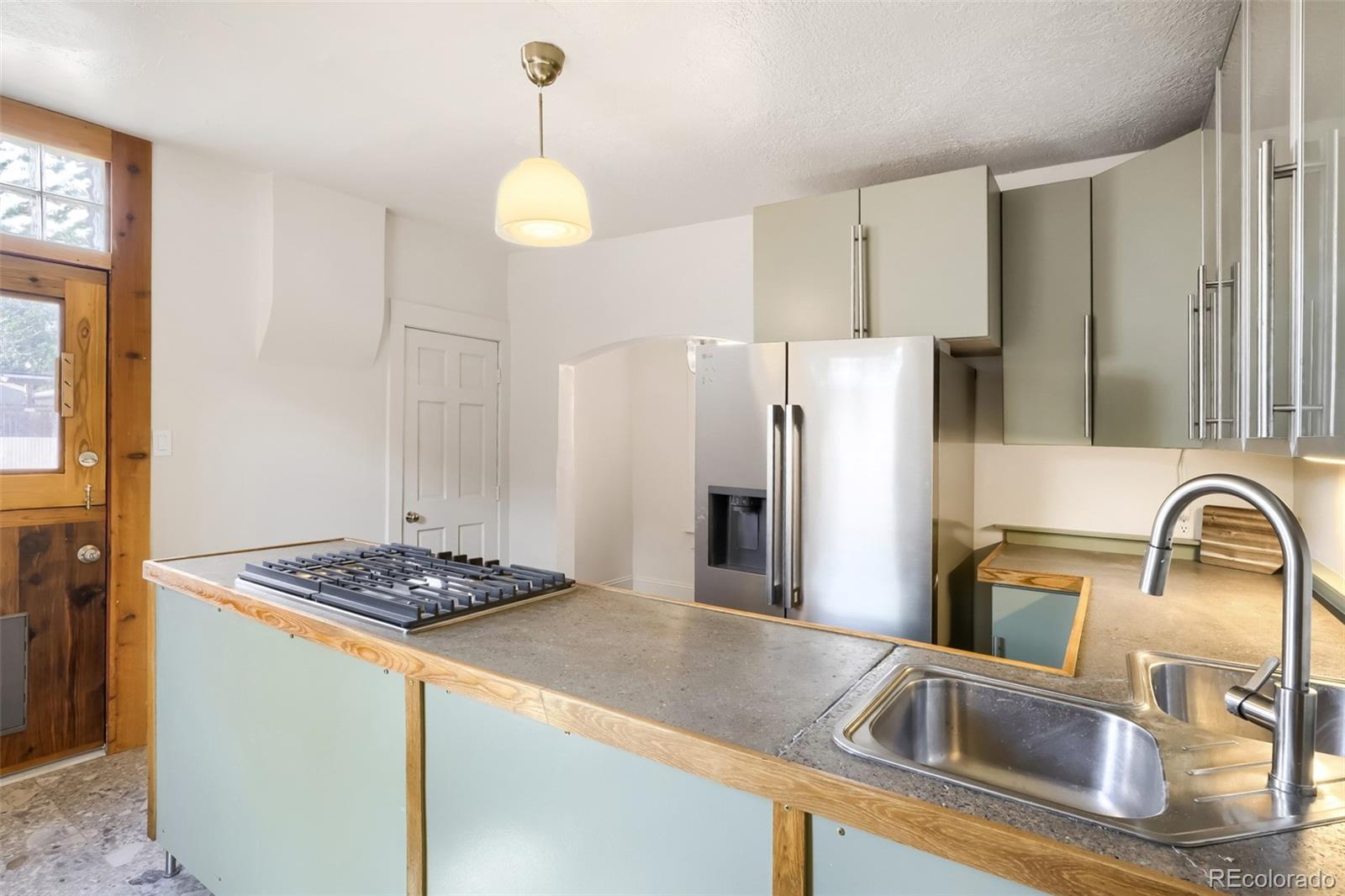 MLS Image #10 for 3621 n high street,denver, Colorado