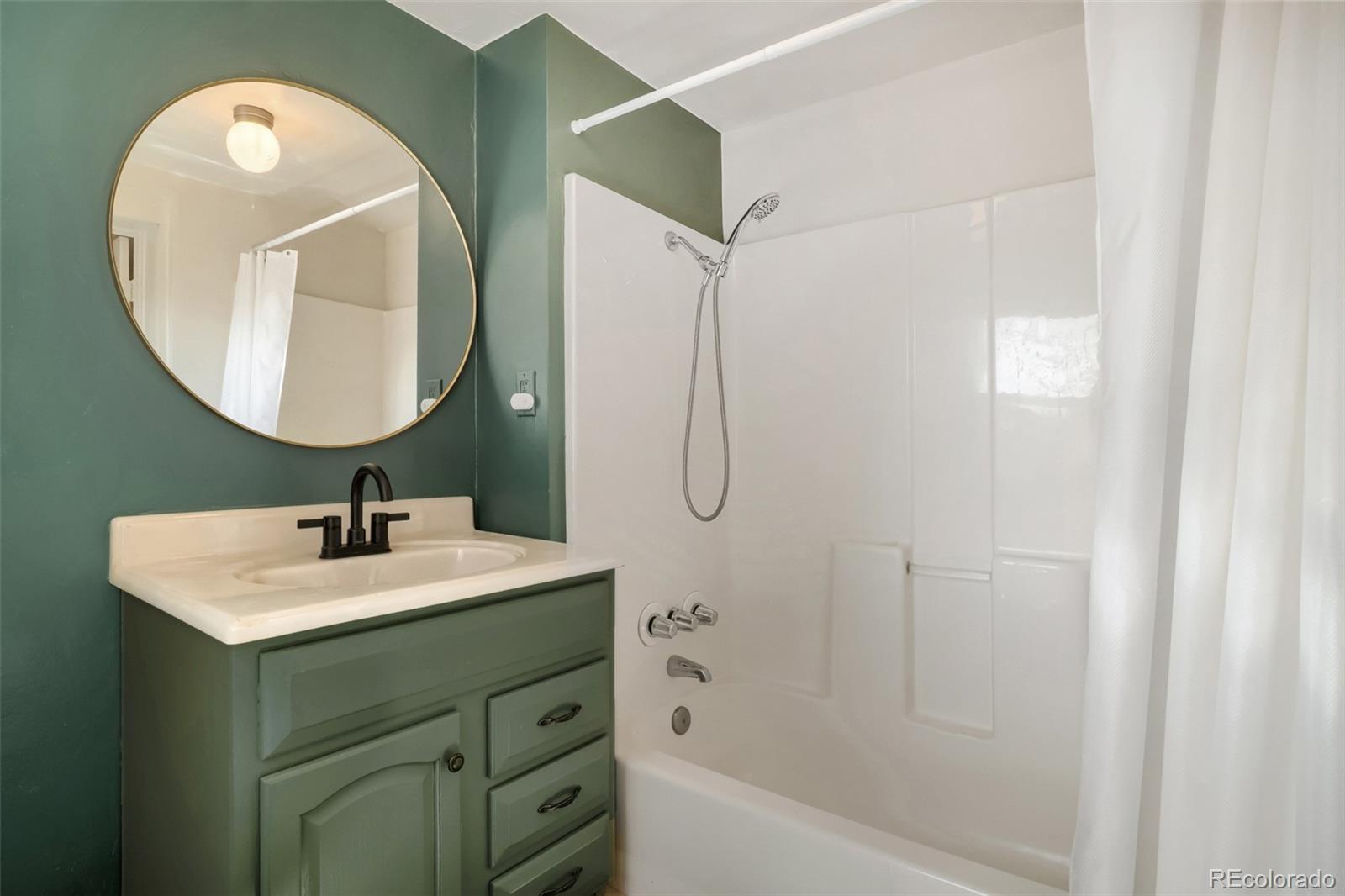 MLS Image #23 for 3621 n high street,denver, Colorado