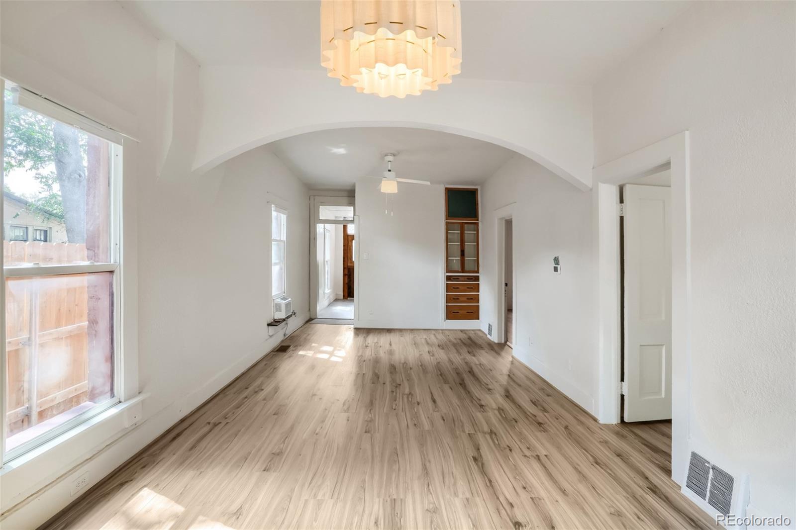 MLS Image #5 for 3621 n high street,denver, Colorado