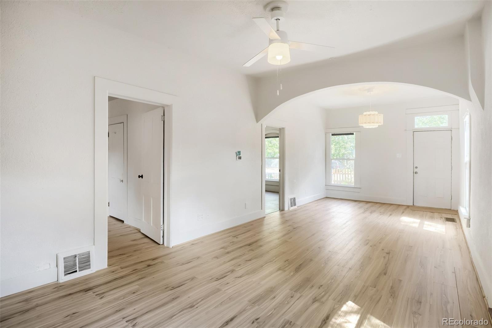 MLS Image #7 for 3621 n high street,denver, Colorado