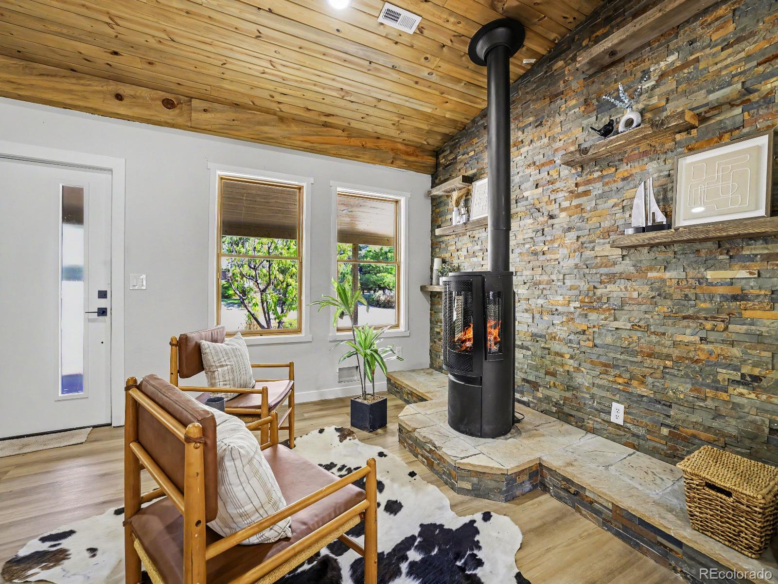 MLS Image #8 for 10240 w 16th avenue,lakewood, Colorado