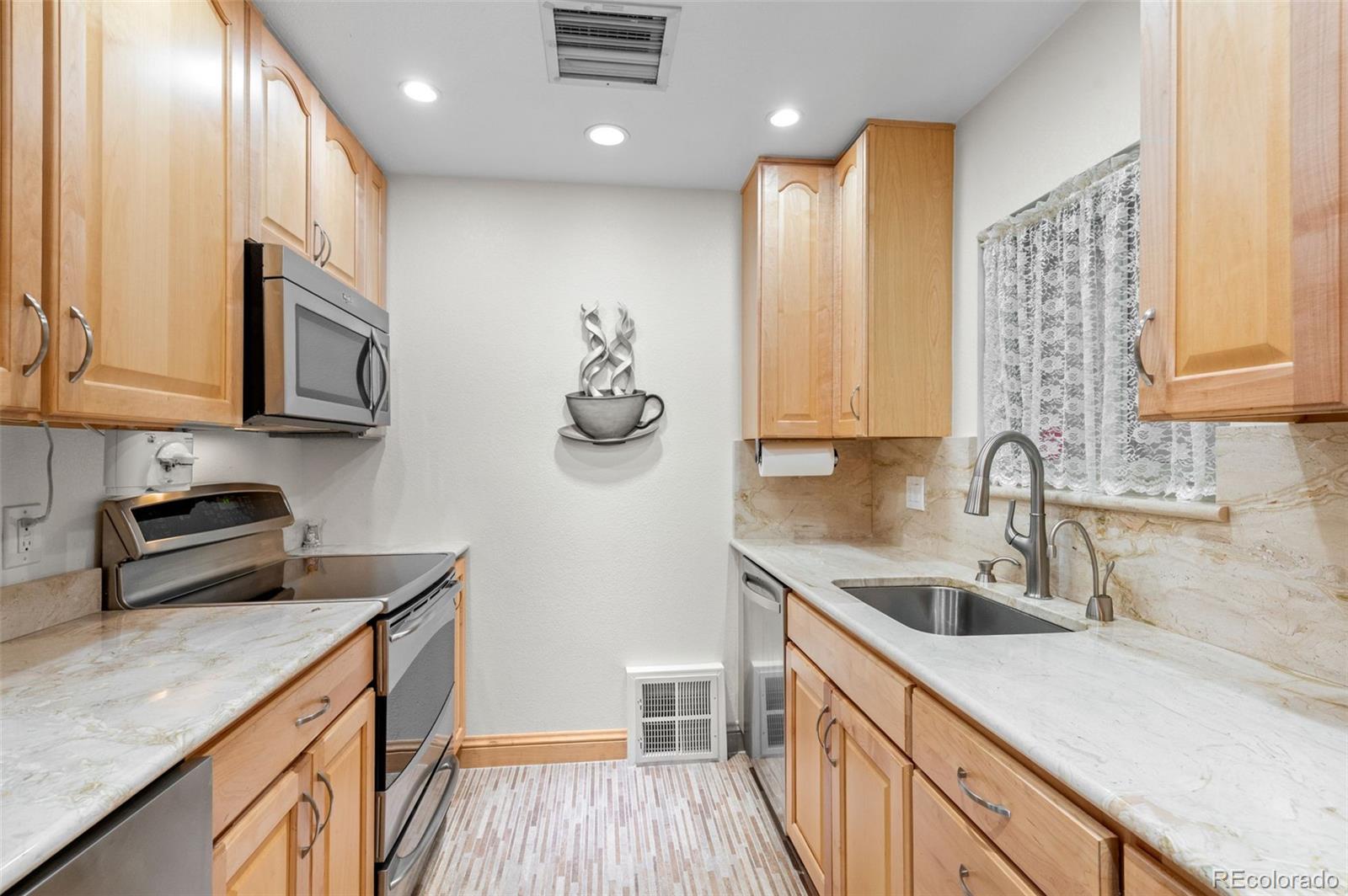 MLS Image #14 for 5140 e missouri avenue,denver, Colorado