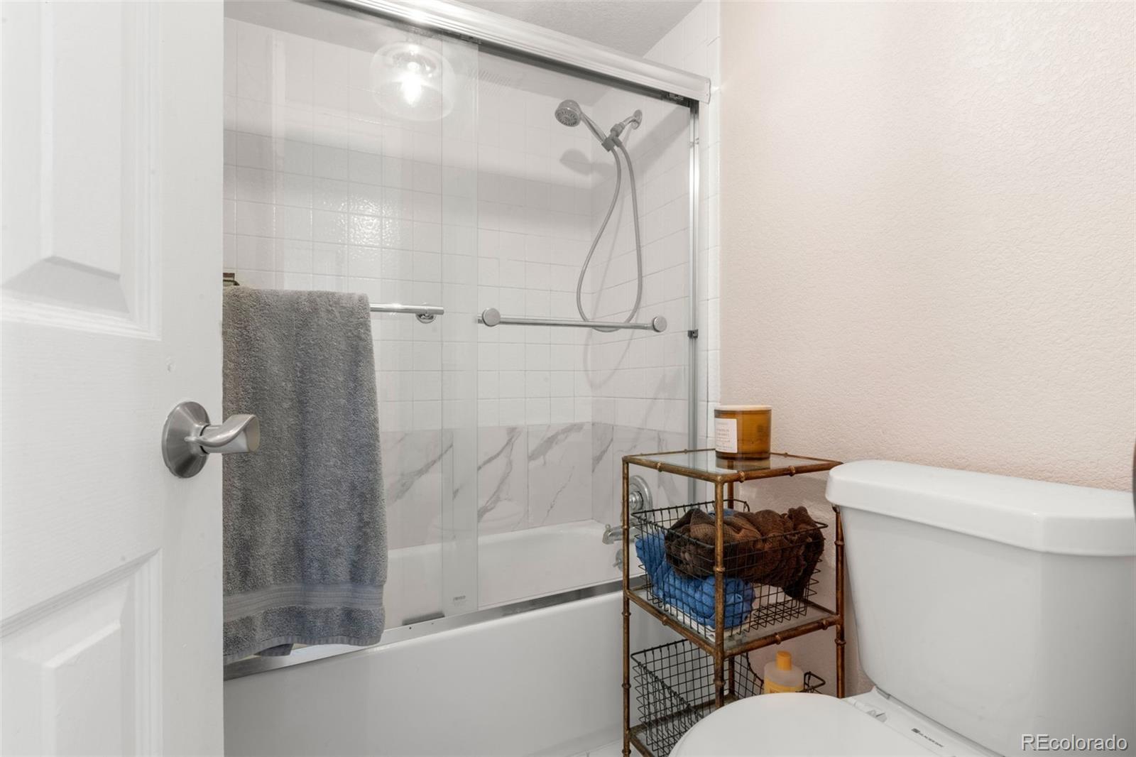MLS Image #14 for 6570 e mississippi avenue,denver, Colorado