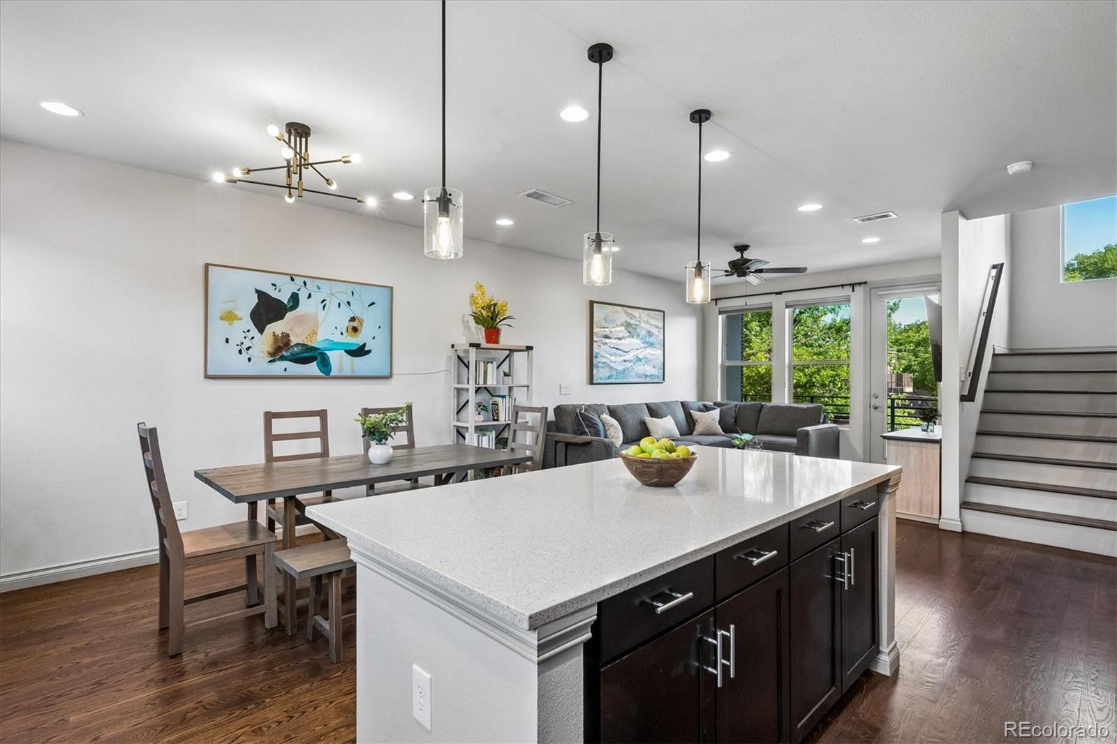 MLS Image #10 for 1818 n clarkson street,denver, Colorado