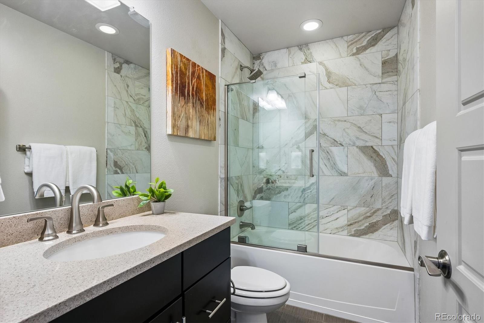 MLS Image #25 for 1818 n clarkson street,denver, Colorado