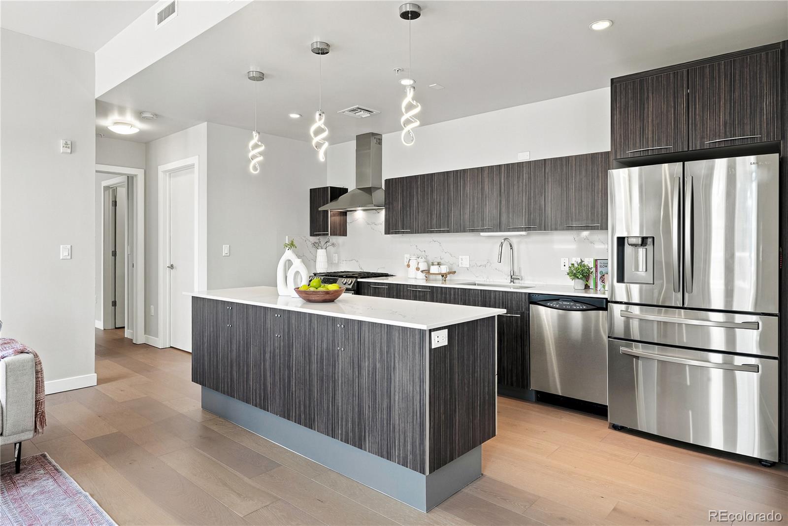 MLS Image #5 for 410  acoma street 211,denver, Colorado