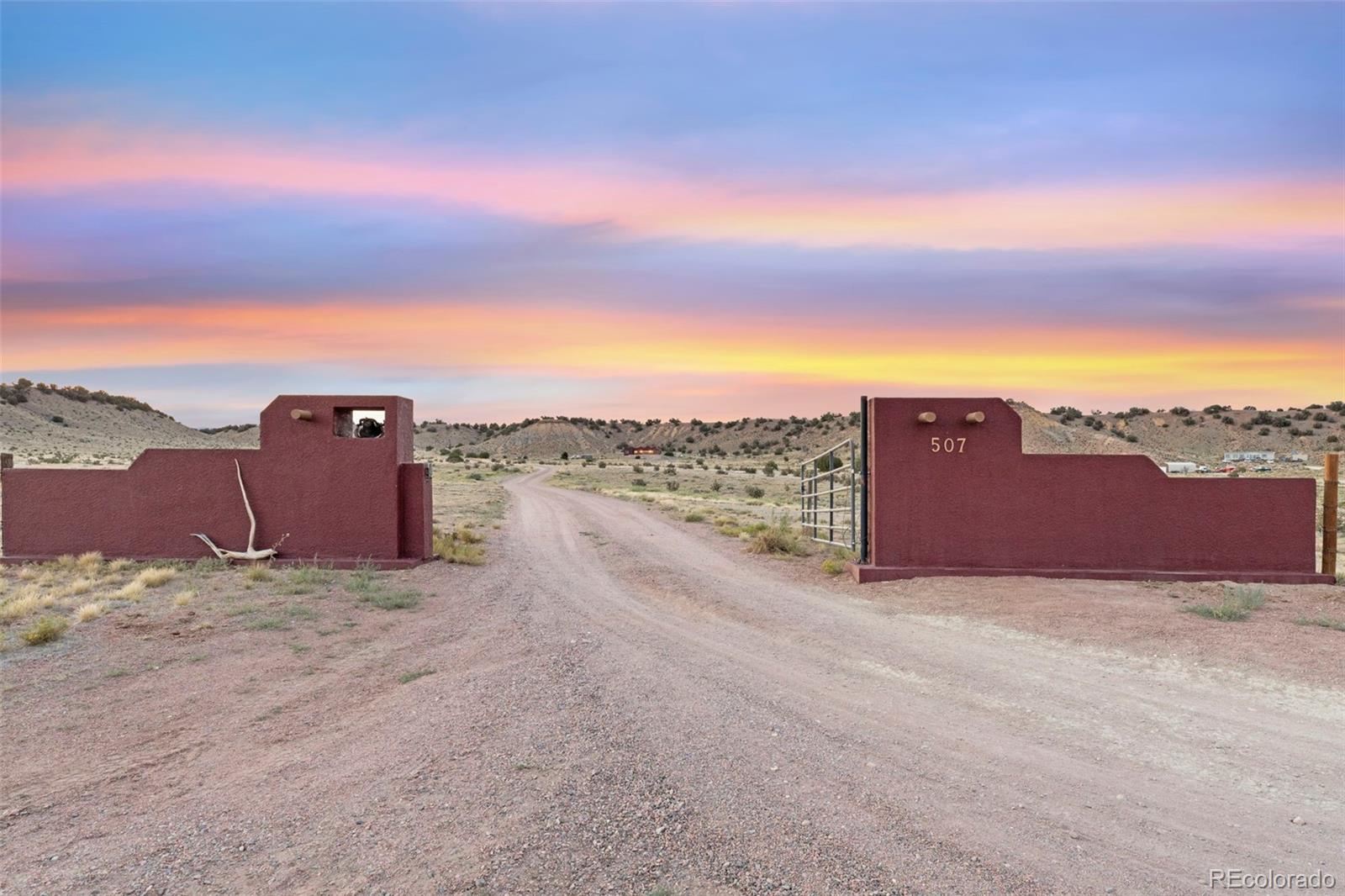 MLS Image #3 for 507  van egmond drive,penrose, Colorado
