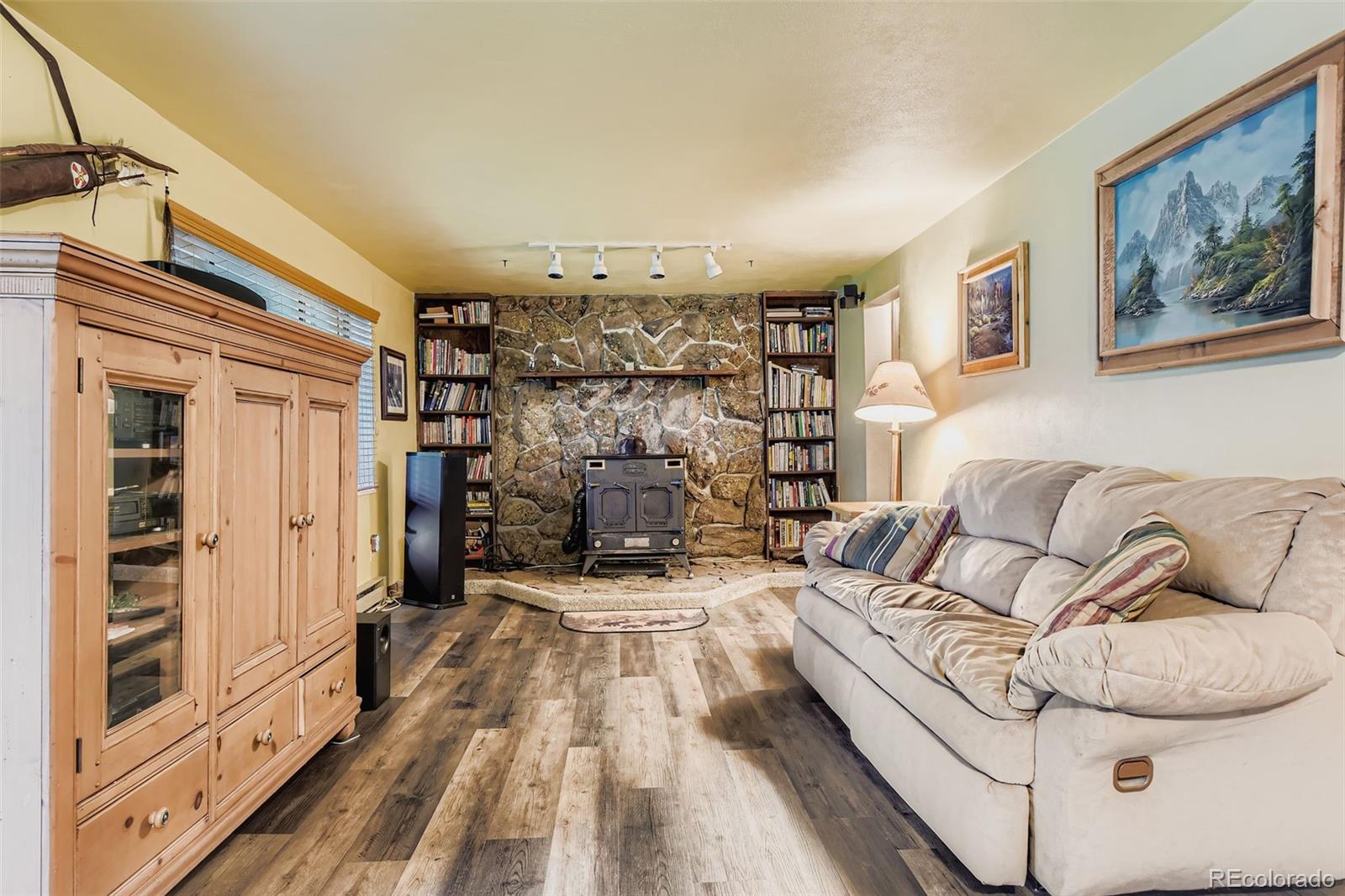 MLS Image #12 for 20341  cypress drive,morrison, Colorado
