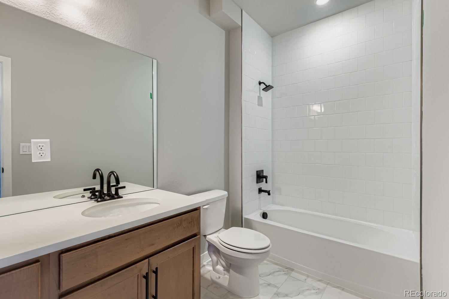 MLS Image #19 for 46515  sunrise court,bennett, Colorado