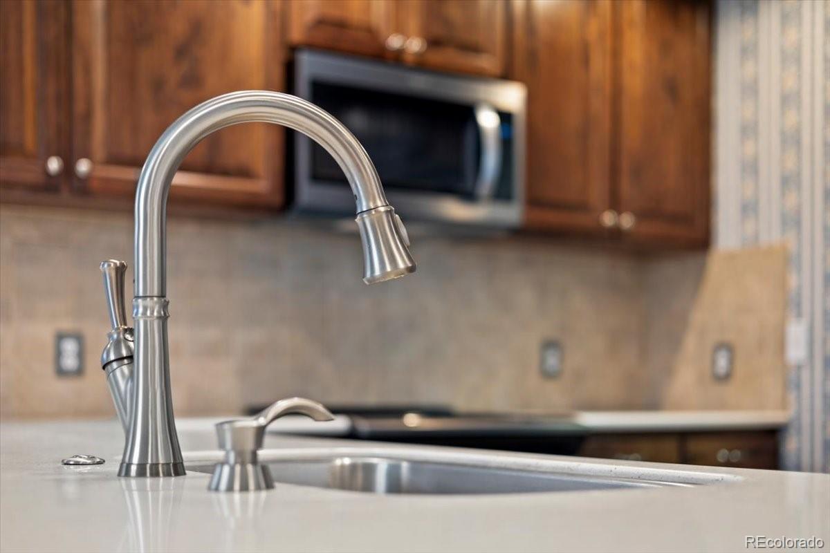 MLS Image #12 for 5005 s newcombe court,littleton, Colorado