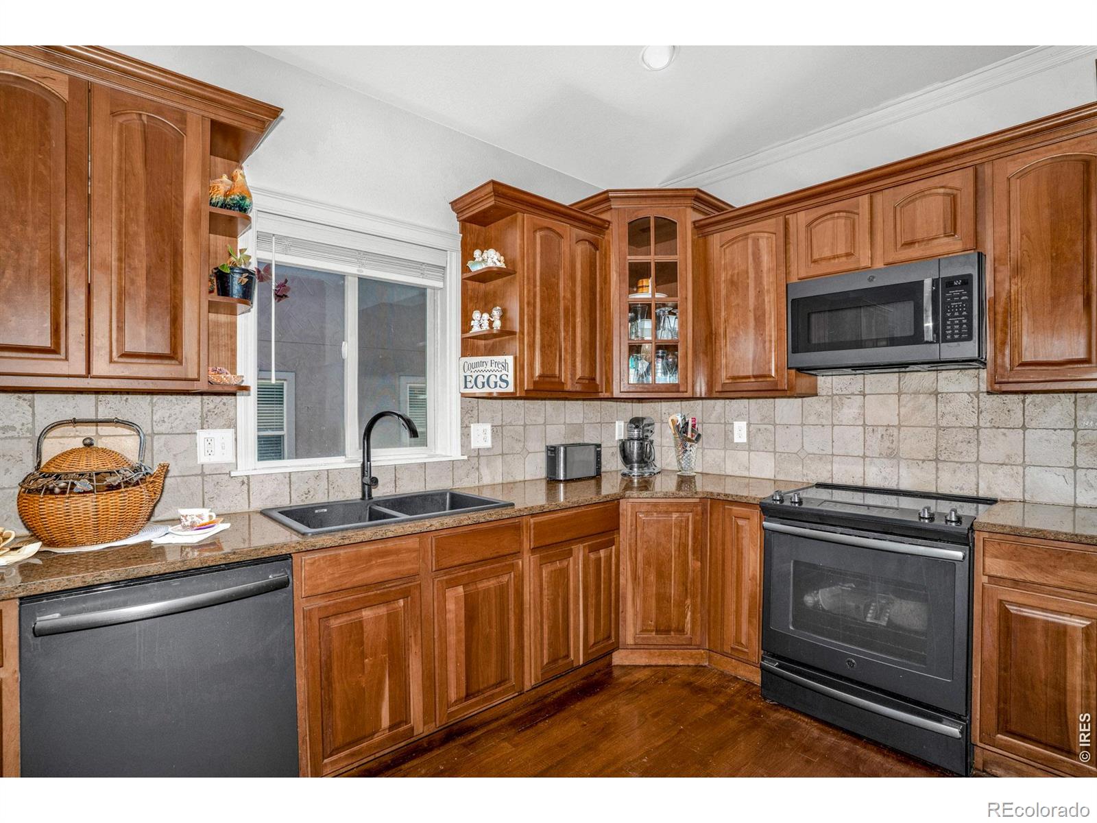 MLS Image #11 for 2014  81st ave ct,greeley, Colorado