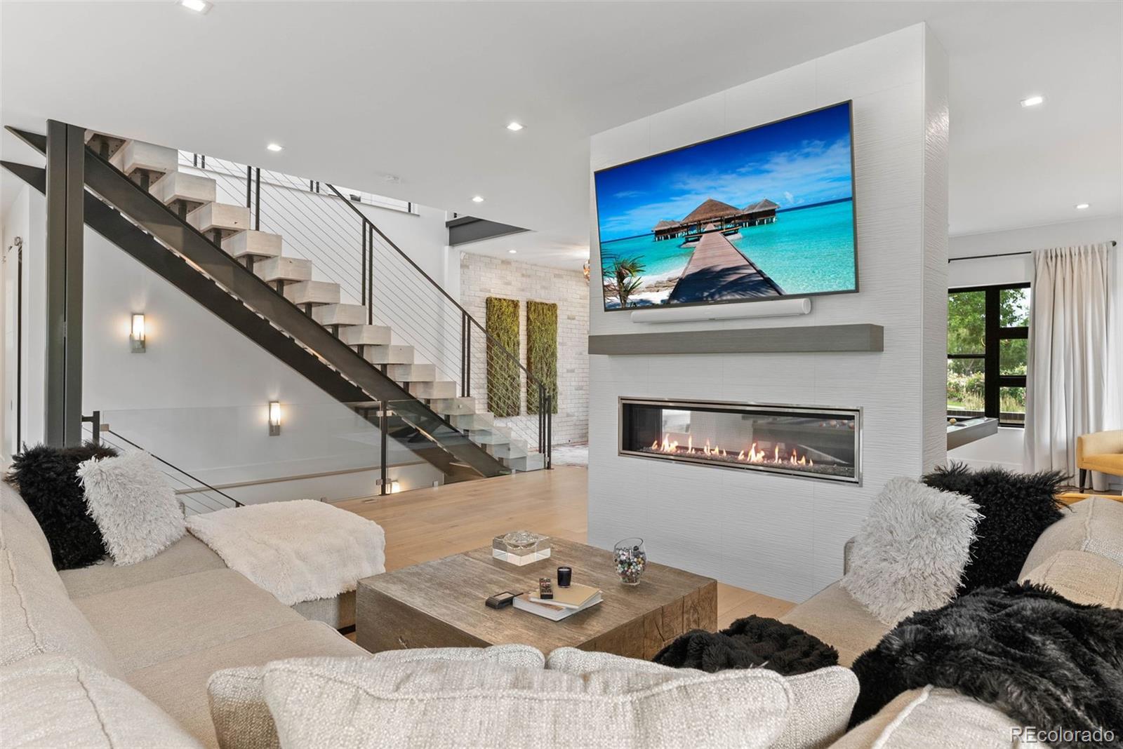 MLS Image #11 for 5870 s bemis street,littleton, Colorado