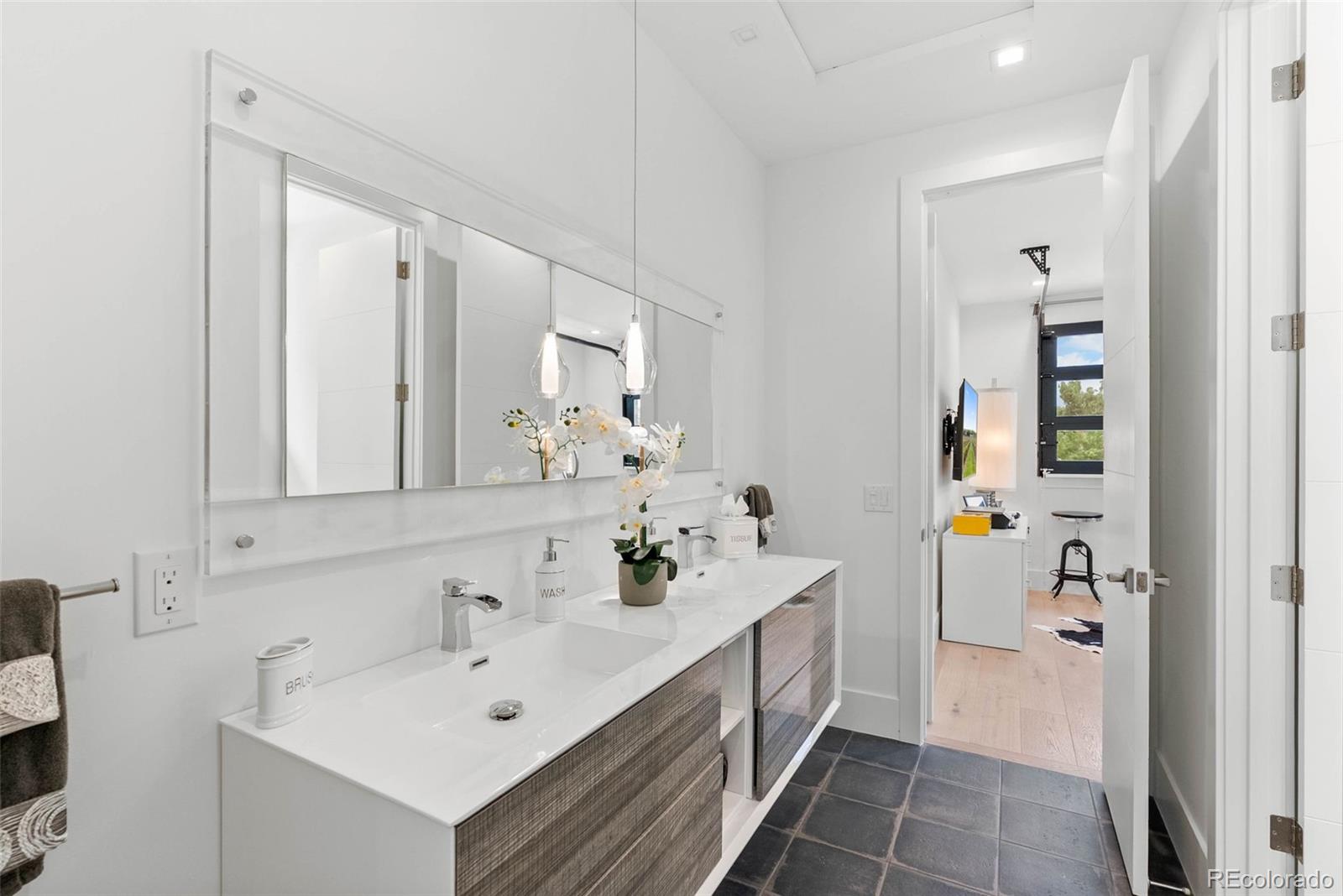 MLS Image #34 for 5870 s bemis street,littleton, Colorado