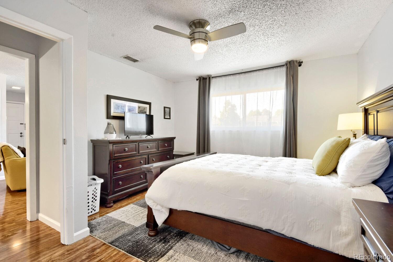 MLS Image #8 for 2330 e fremont avenue,centennial, Colorado