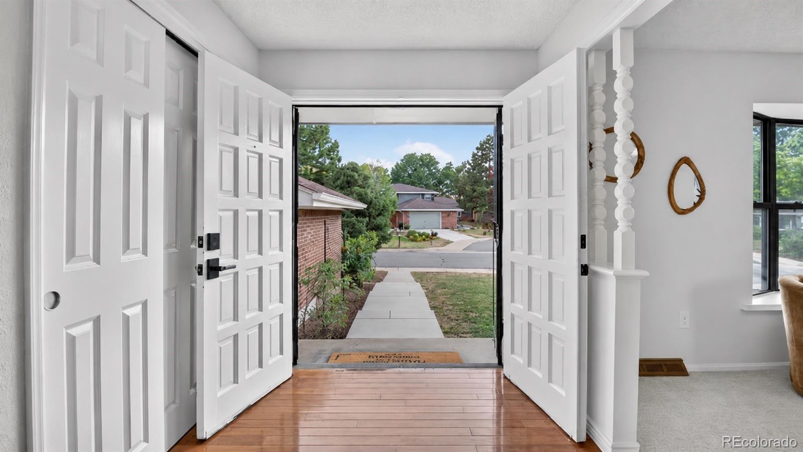 MLS Image #2 for 3053 e phillips drive,centennial, Colorado