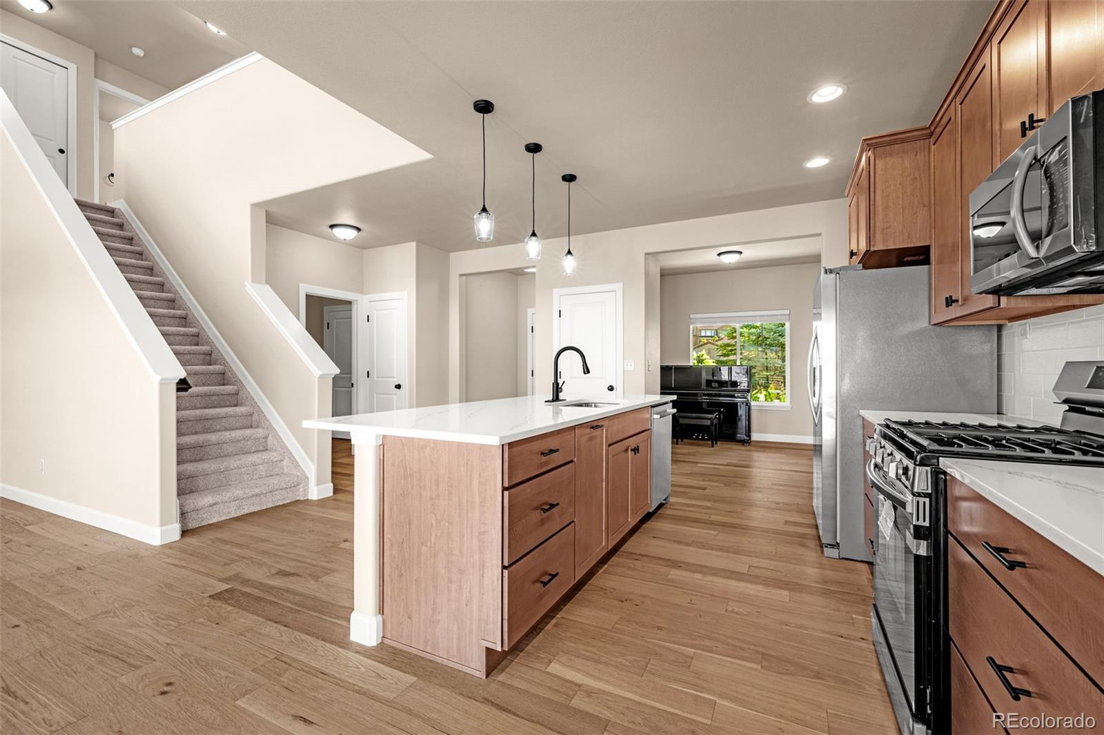 MLS Image #3 for 9960  san luis park court,colorado springs, Colorado