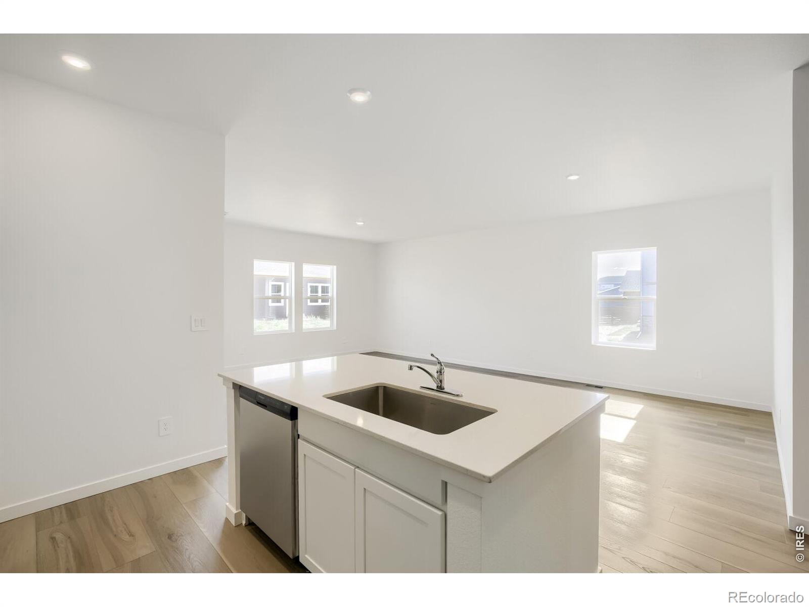 MLS Image #4 for 6121  bream place,loveland, Colorado