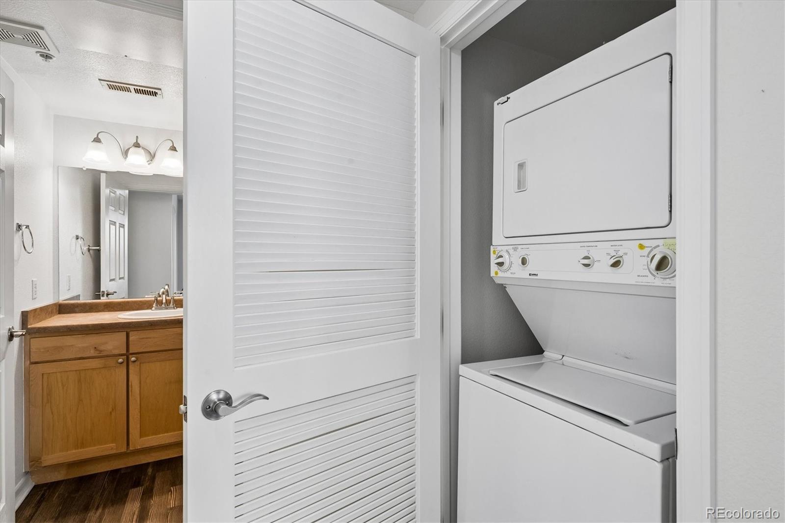 MLS Image #22 for 1623  saint paul street,denver, Colorado