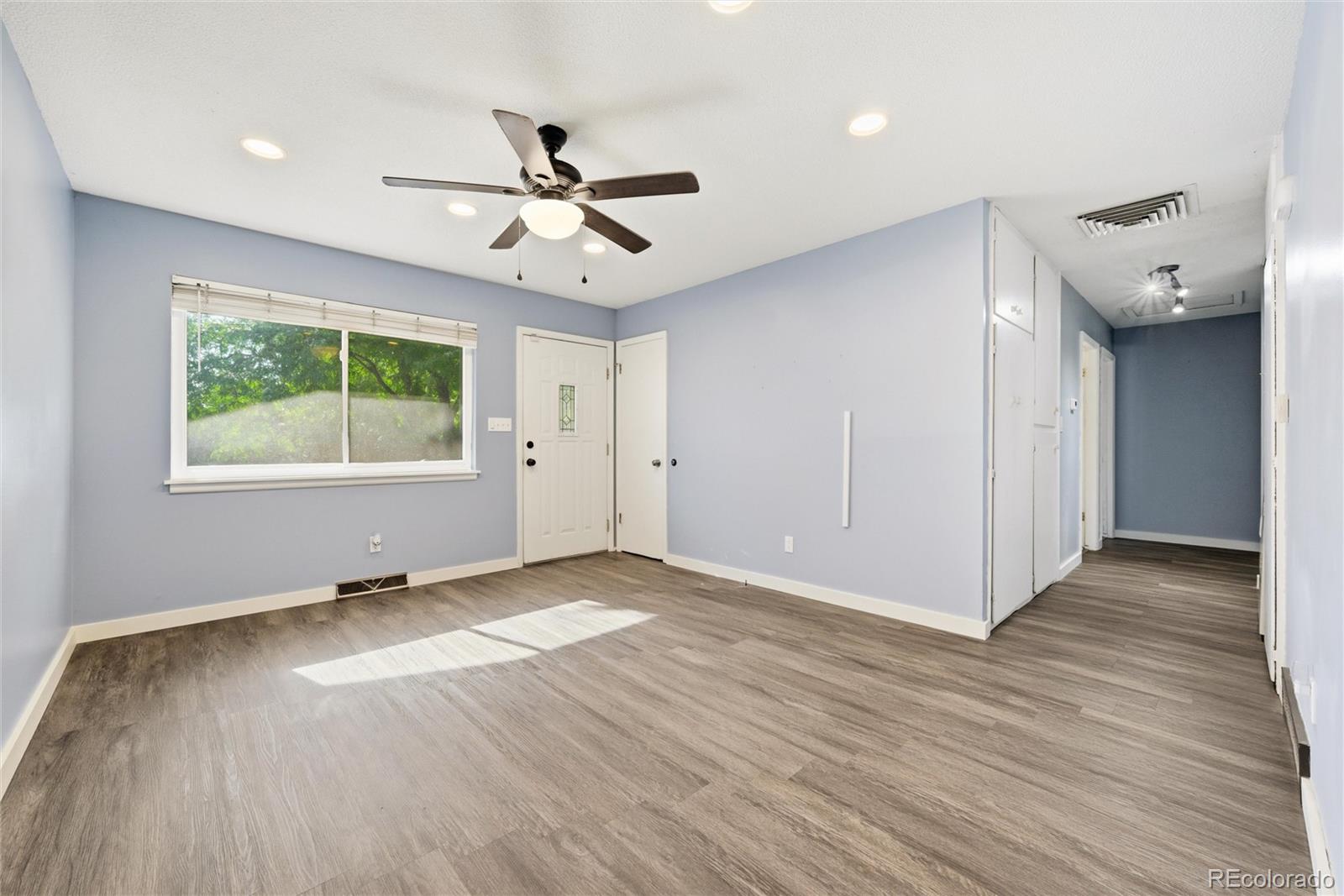 MLS Image #3 for 13659 e kentucky avenue,aurora, Colorado