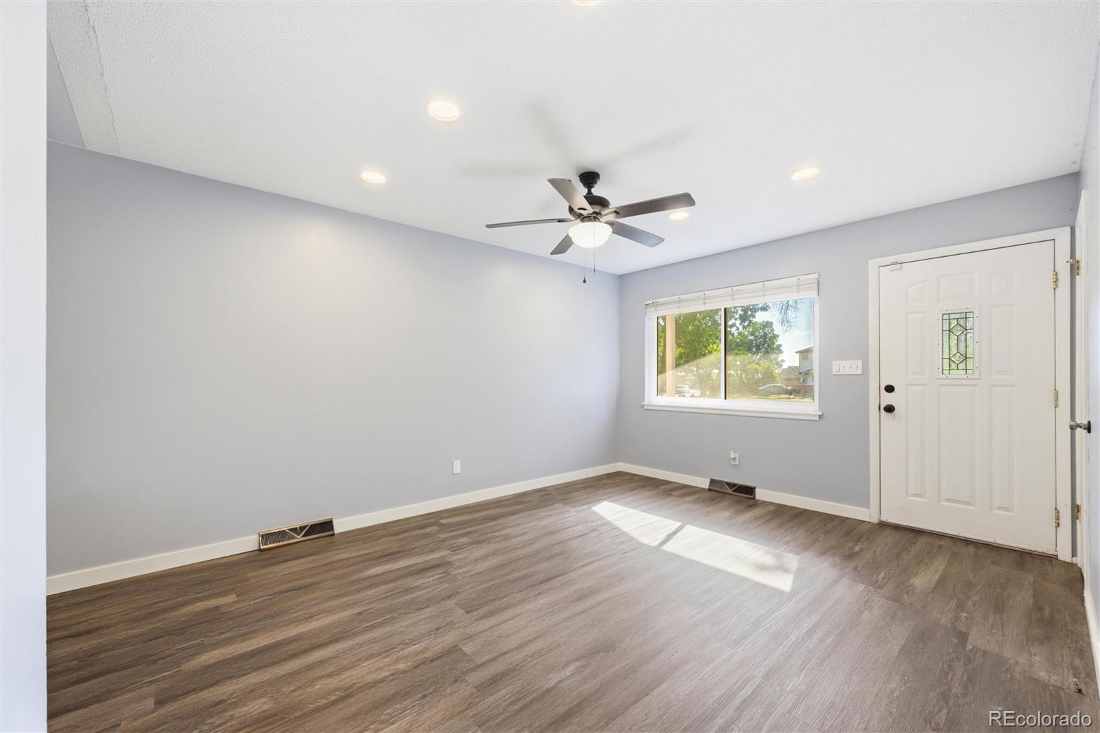 MLS Image #4 for 13659 e kentucky avenue,aurora, Colorado