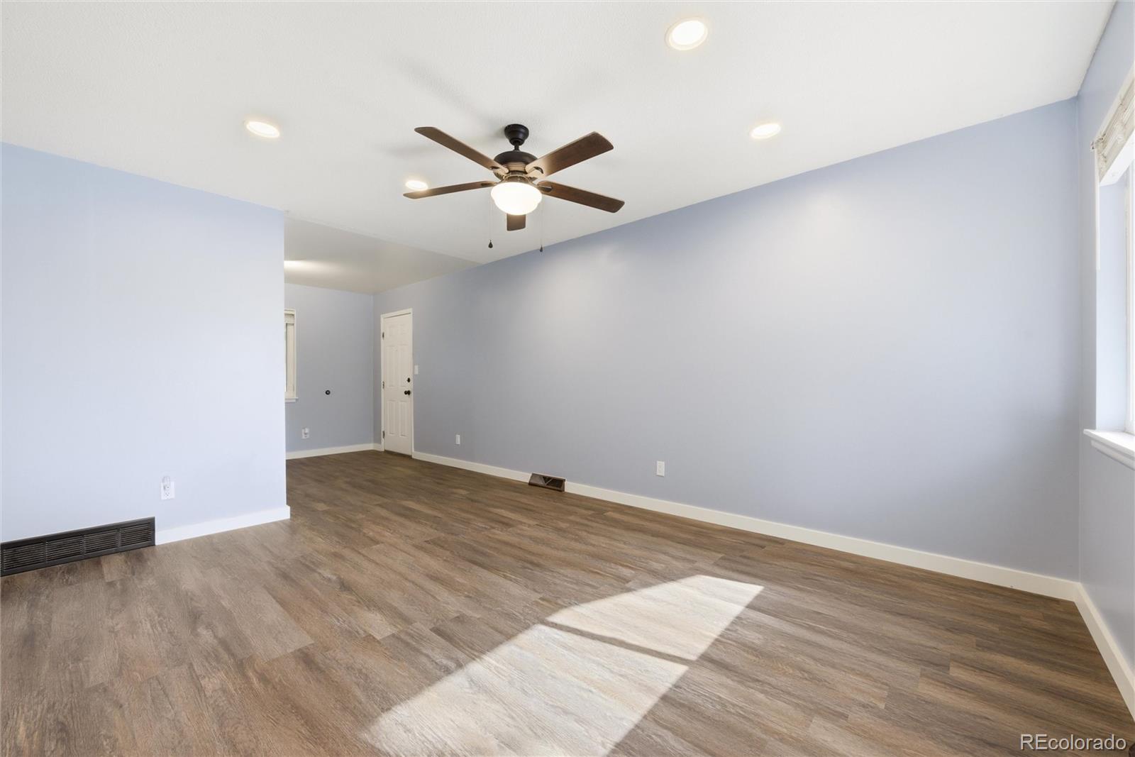 MLS Image #5 for 13659 e kentucky avenue,aurora, Colorado