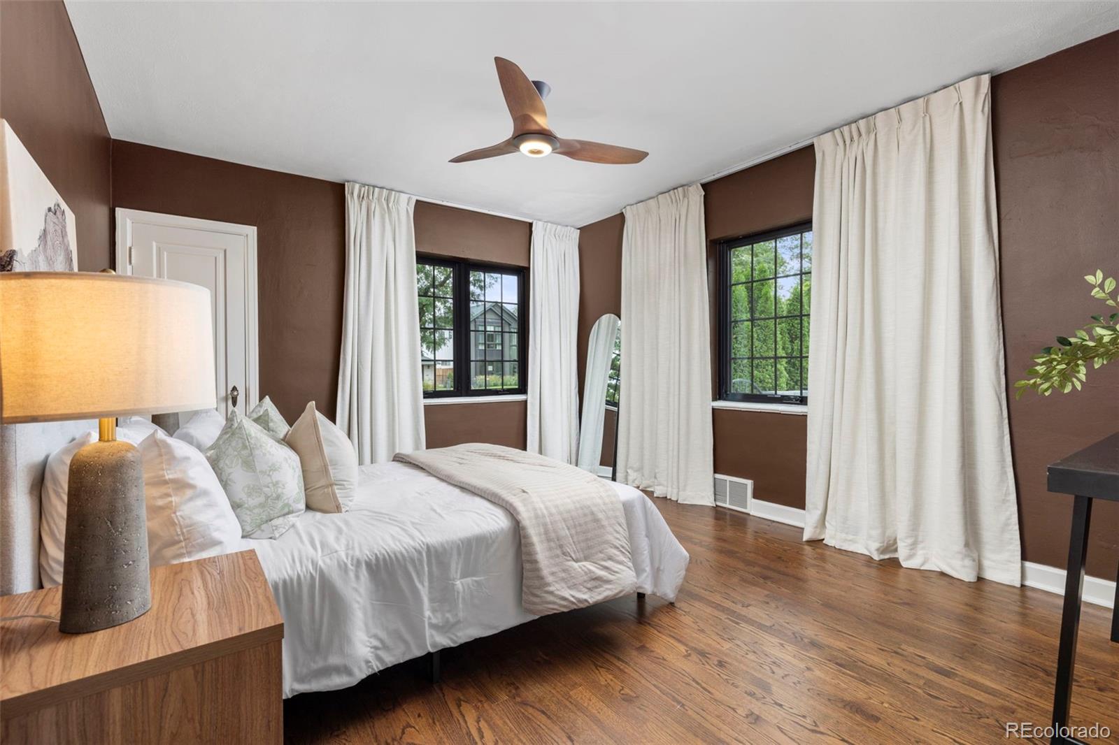 MLS Image #3 for 2585  forest street,denver, Colorado