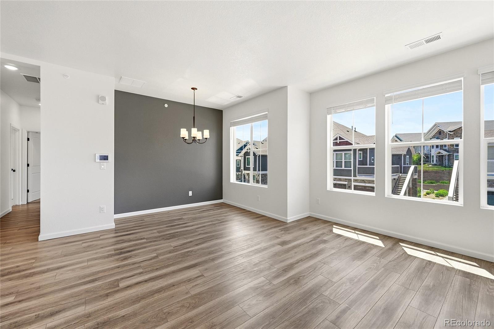 MLS Image #7 for 23709 e ida drive,aurora, Colorado