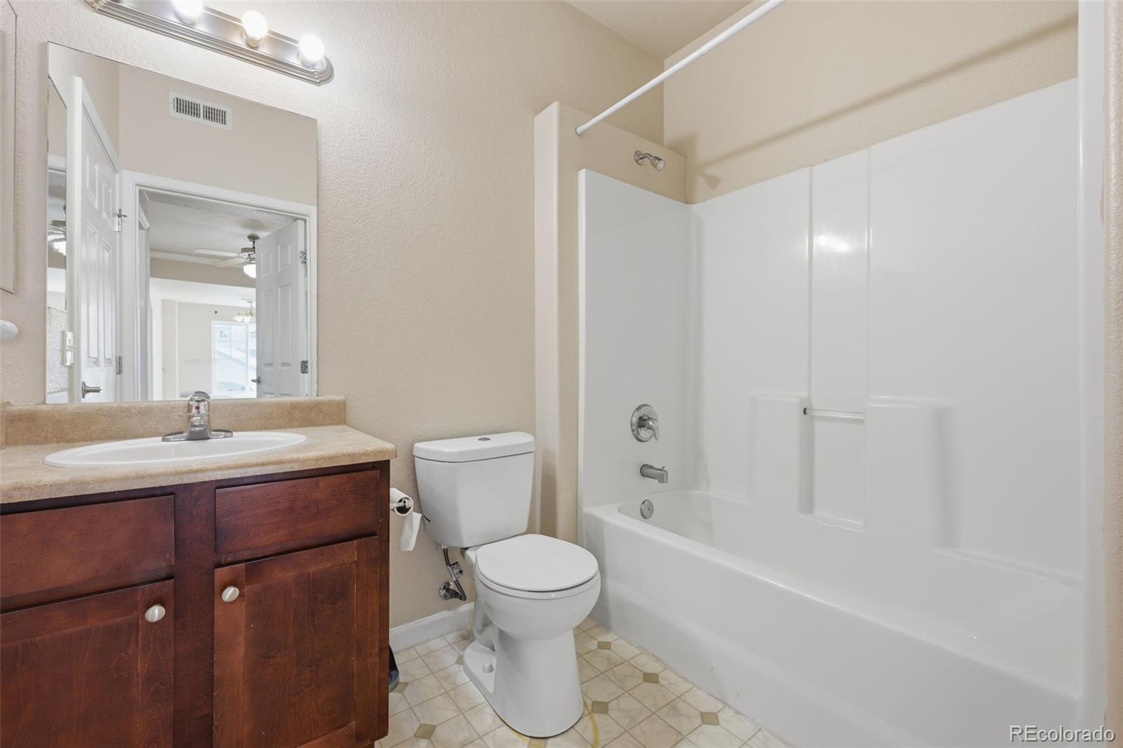 MLS Image #15 for 7125  ash creek heights 103,colorado springs, Colorado