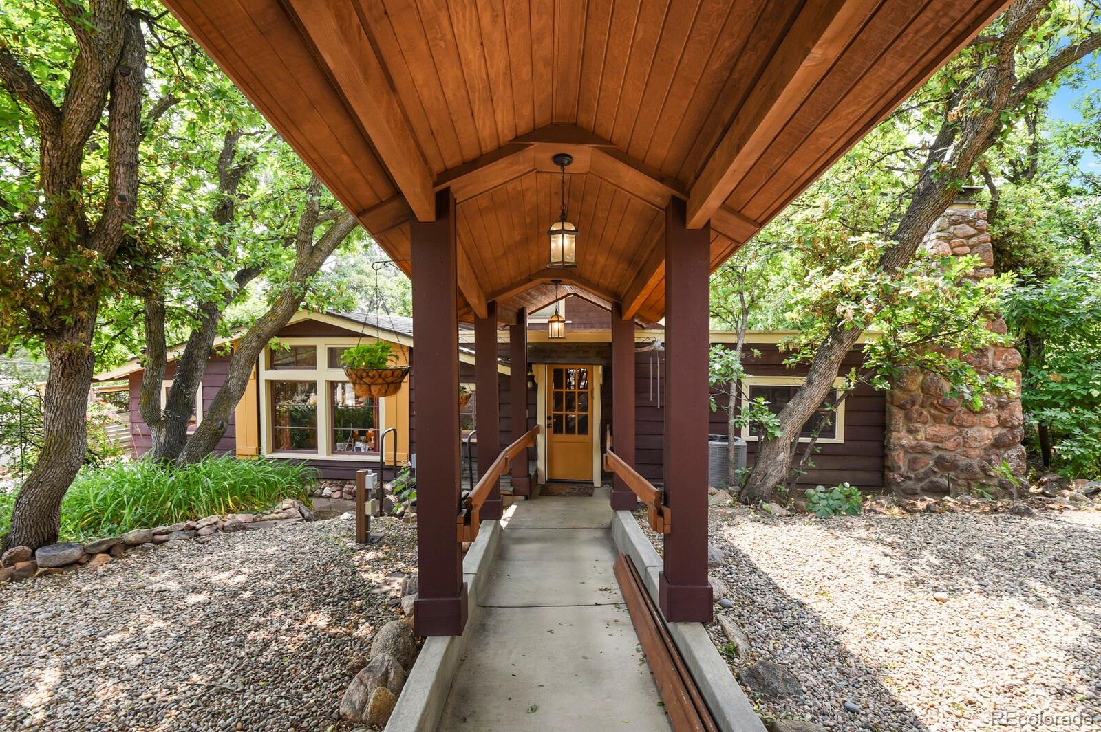MLS Image #2 for 2005  ridgeway avenue,colorado springs, Colorado