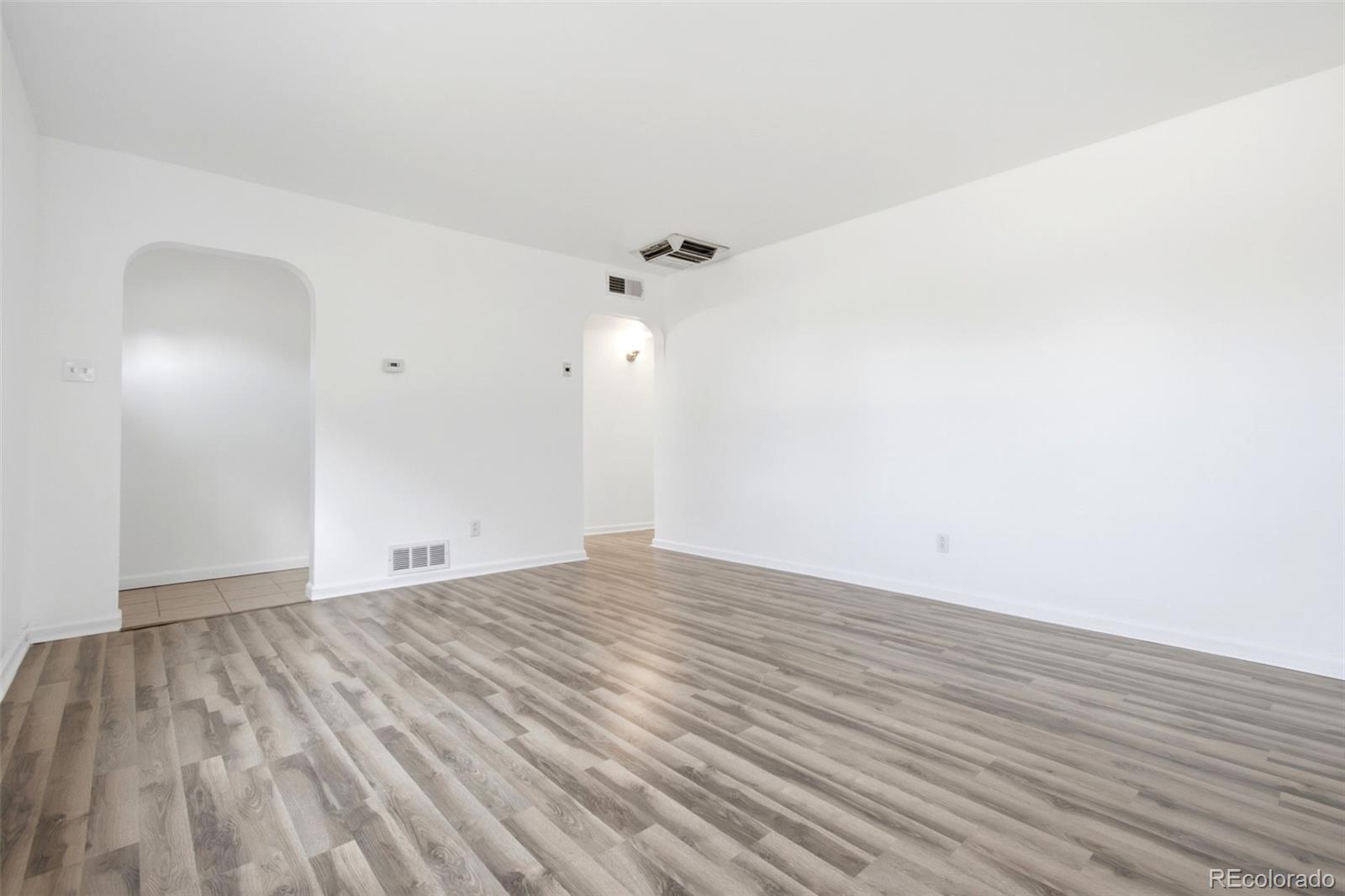 MLS Image #5 for 940  ash court,thornton, Colorado