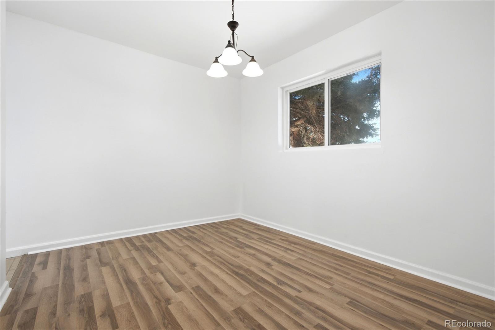 MLS Image #6 for 940  ash court,thornton, Colorado