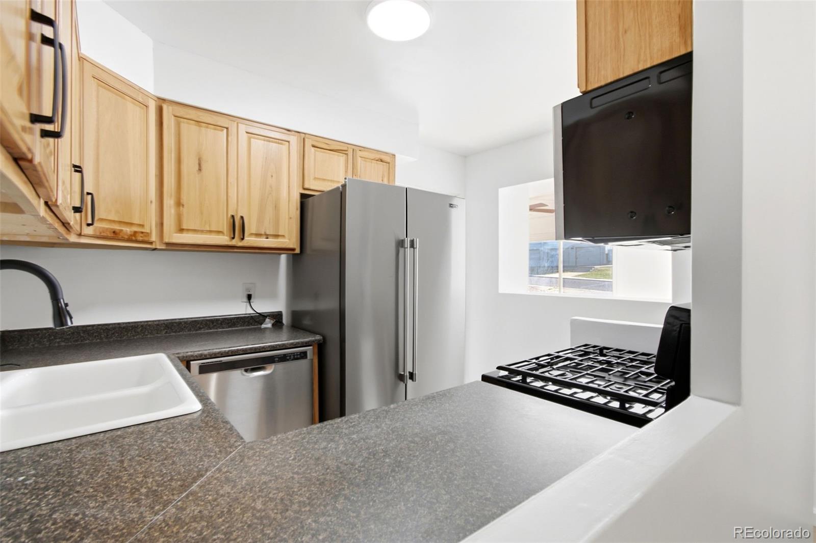 MLS Image #8 for 940  ash court,thornton, Colorado