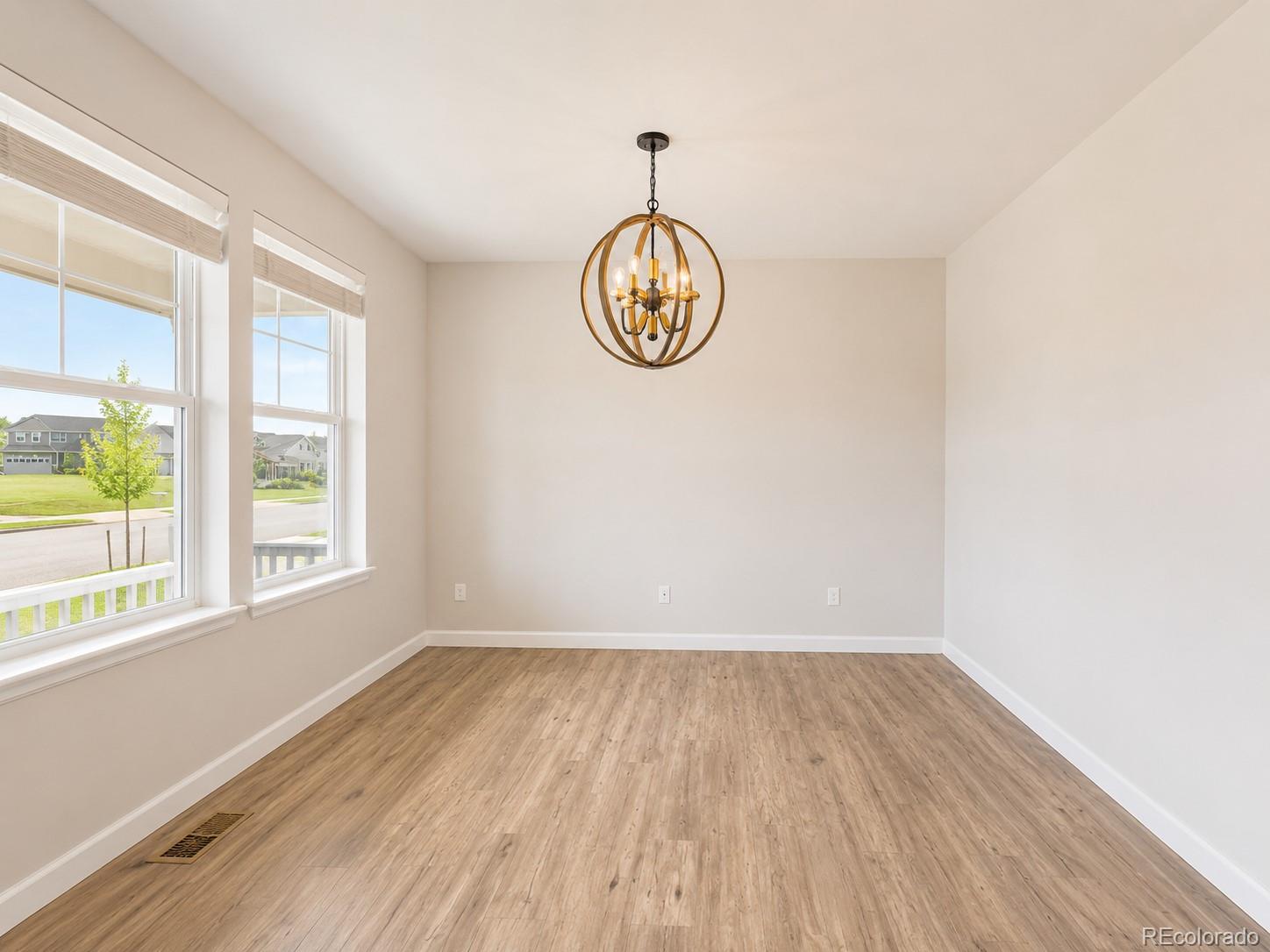 MLS Image #9 for 27811 e 9th drive,aurora, Colorado
