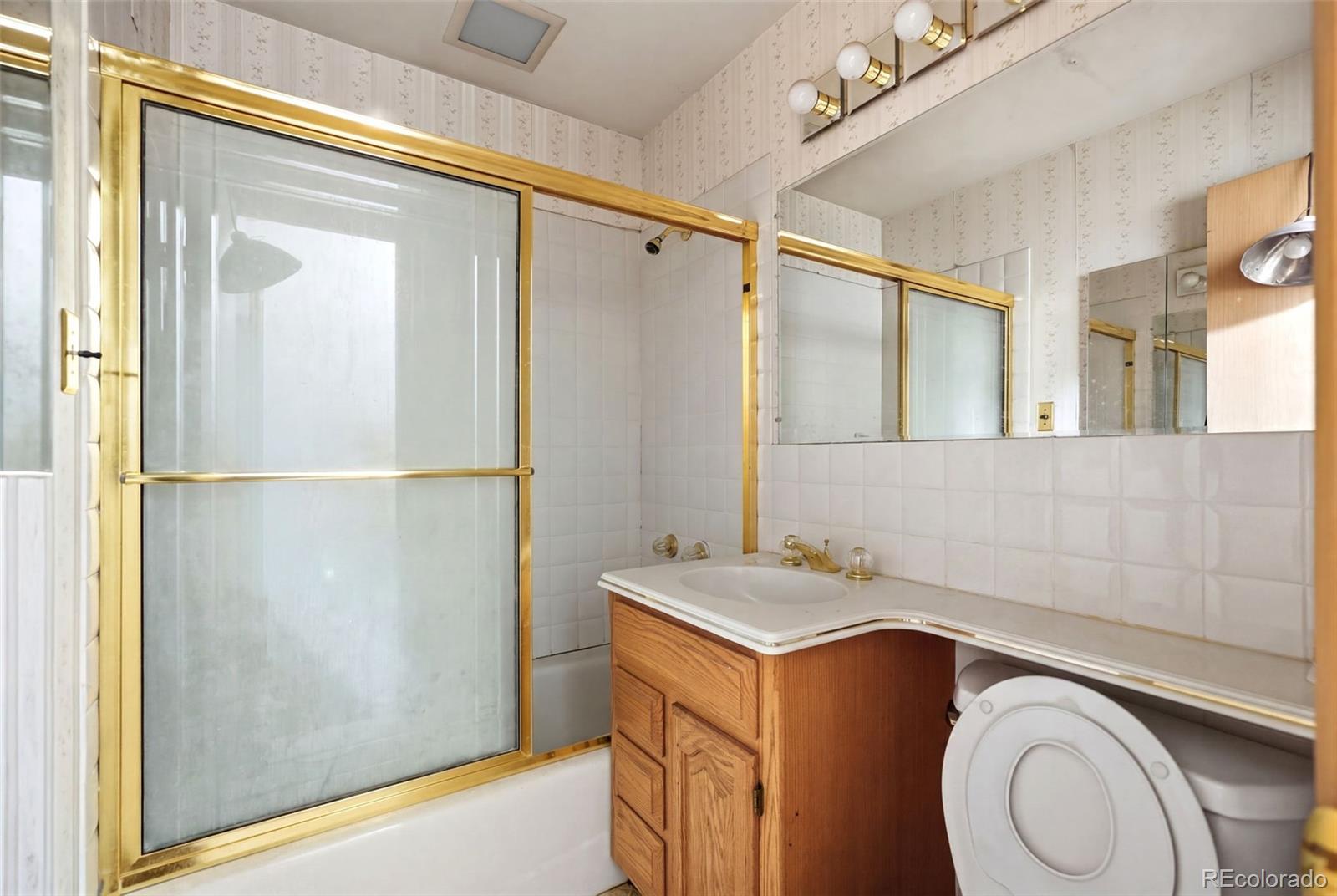 MLS Image #10 for 4900 s kalamath drive,englewood, Colorado