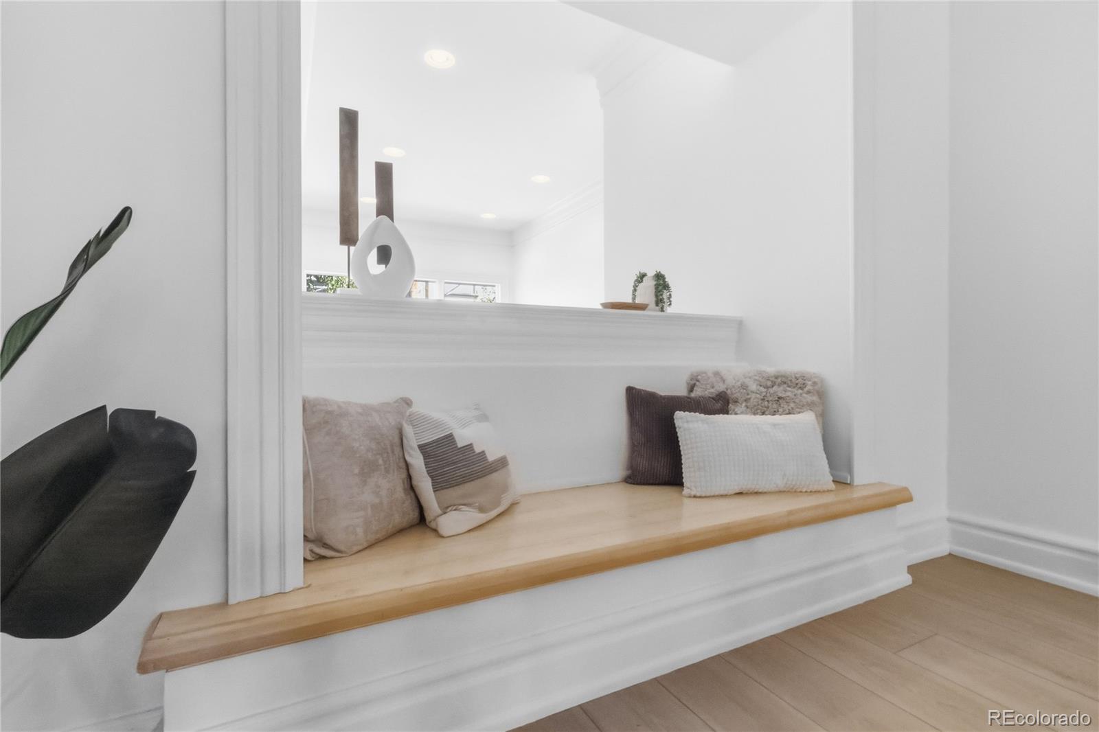 MLS Image #13 for 960 n ogden street,denver, Colorado