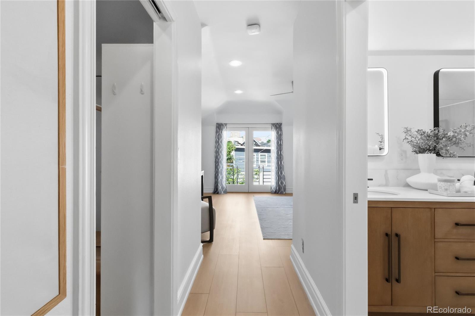 MLS Image #31 for 960 n ogden street,denver, Colorado