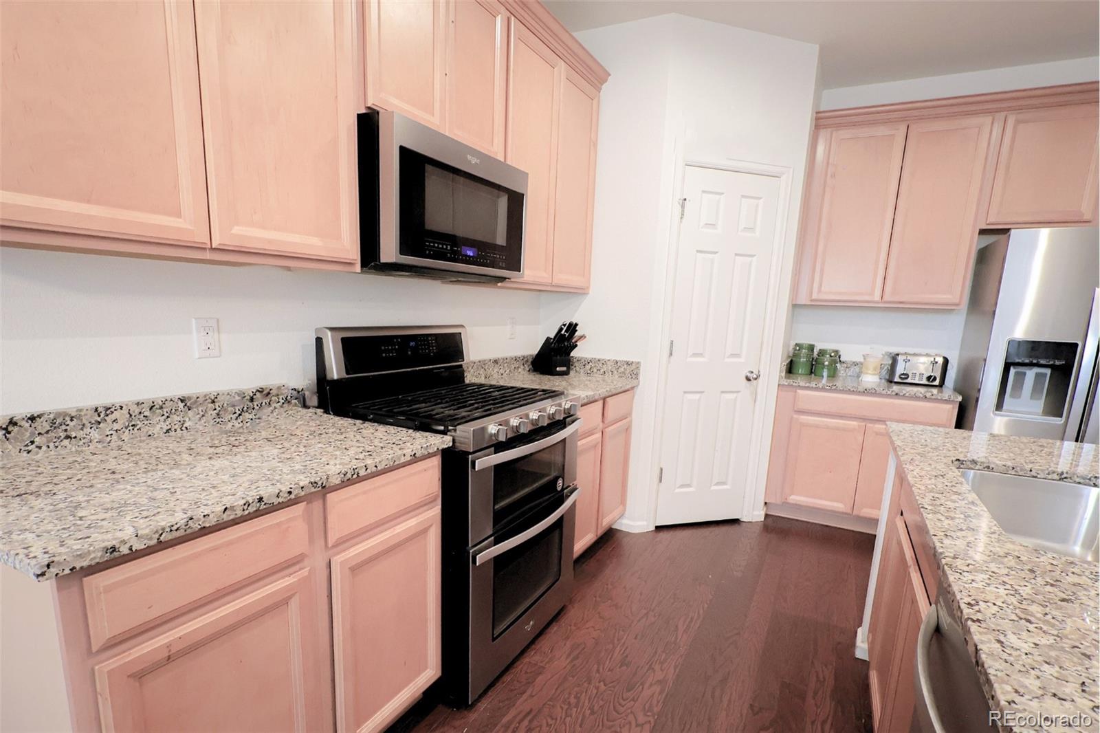 MLS Image #11 for 9314  pitkin street,commerce city, Colorado